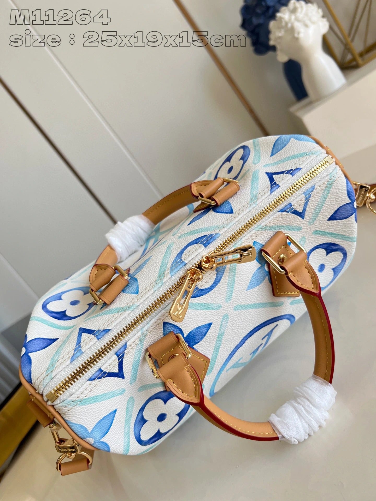LOUIS VUITTON BAG