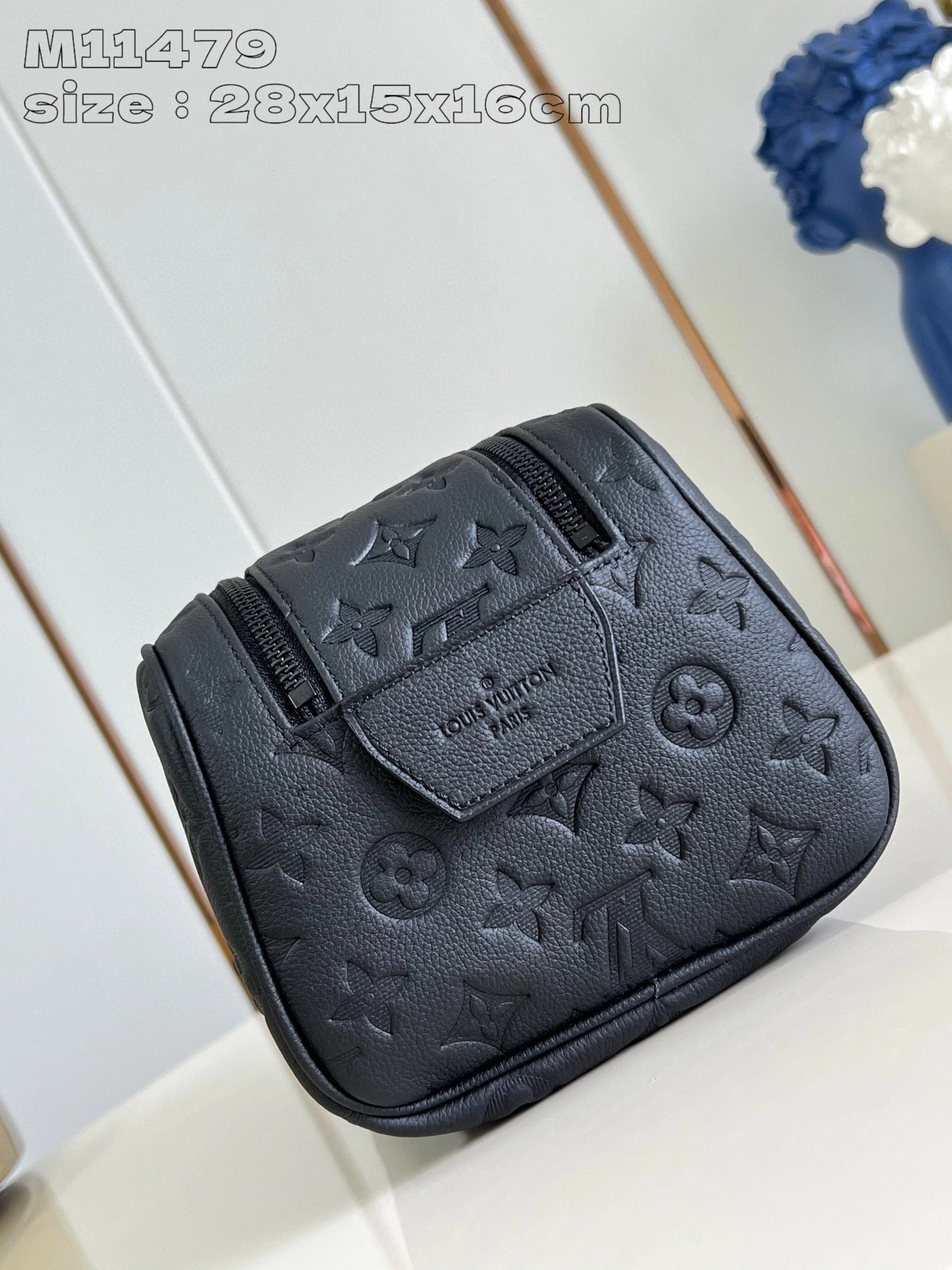 LOUIS VUITTON BAG