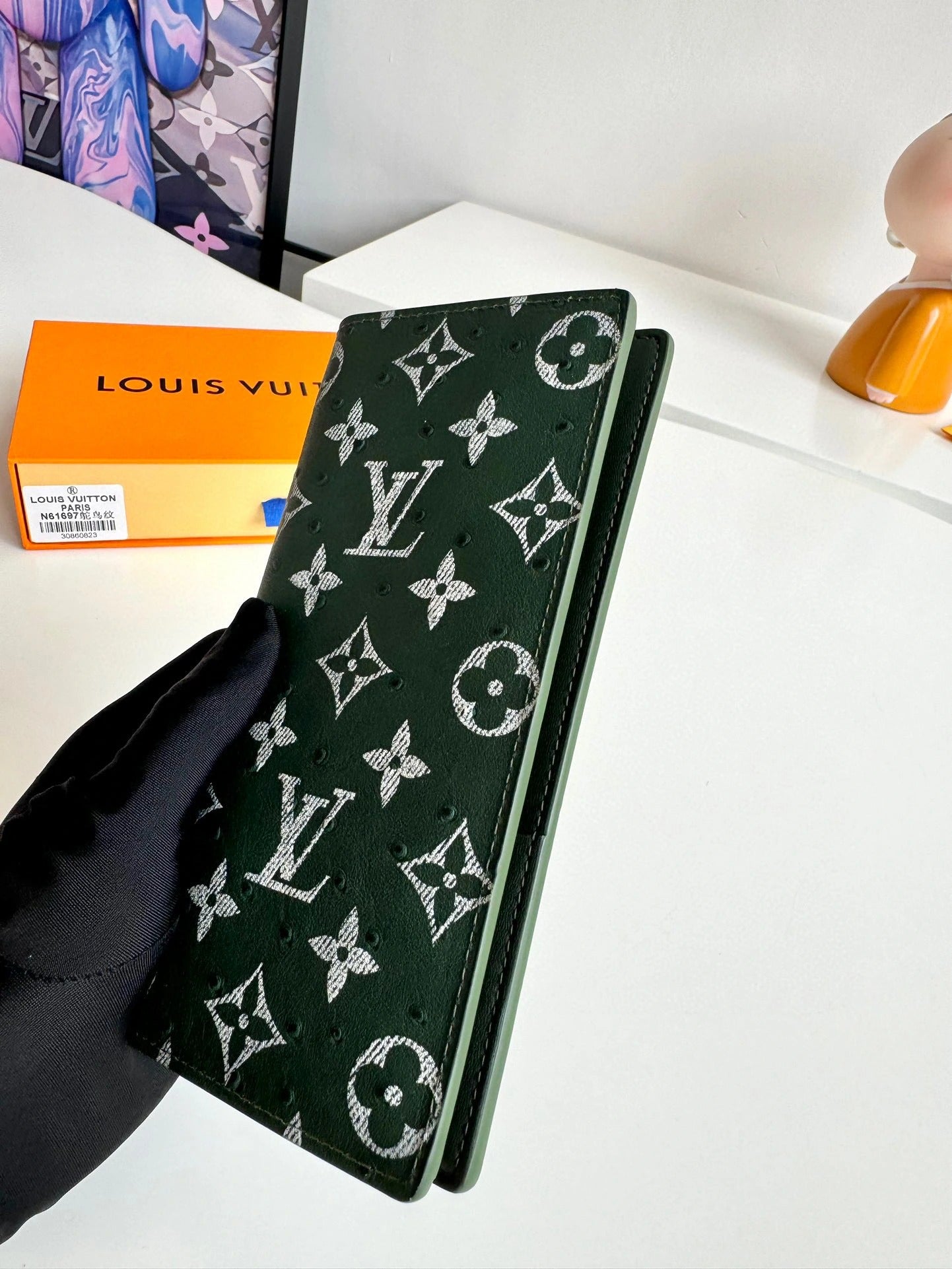 LOUIS VUITTON BAG