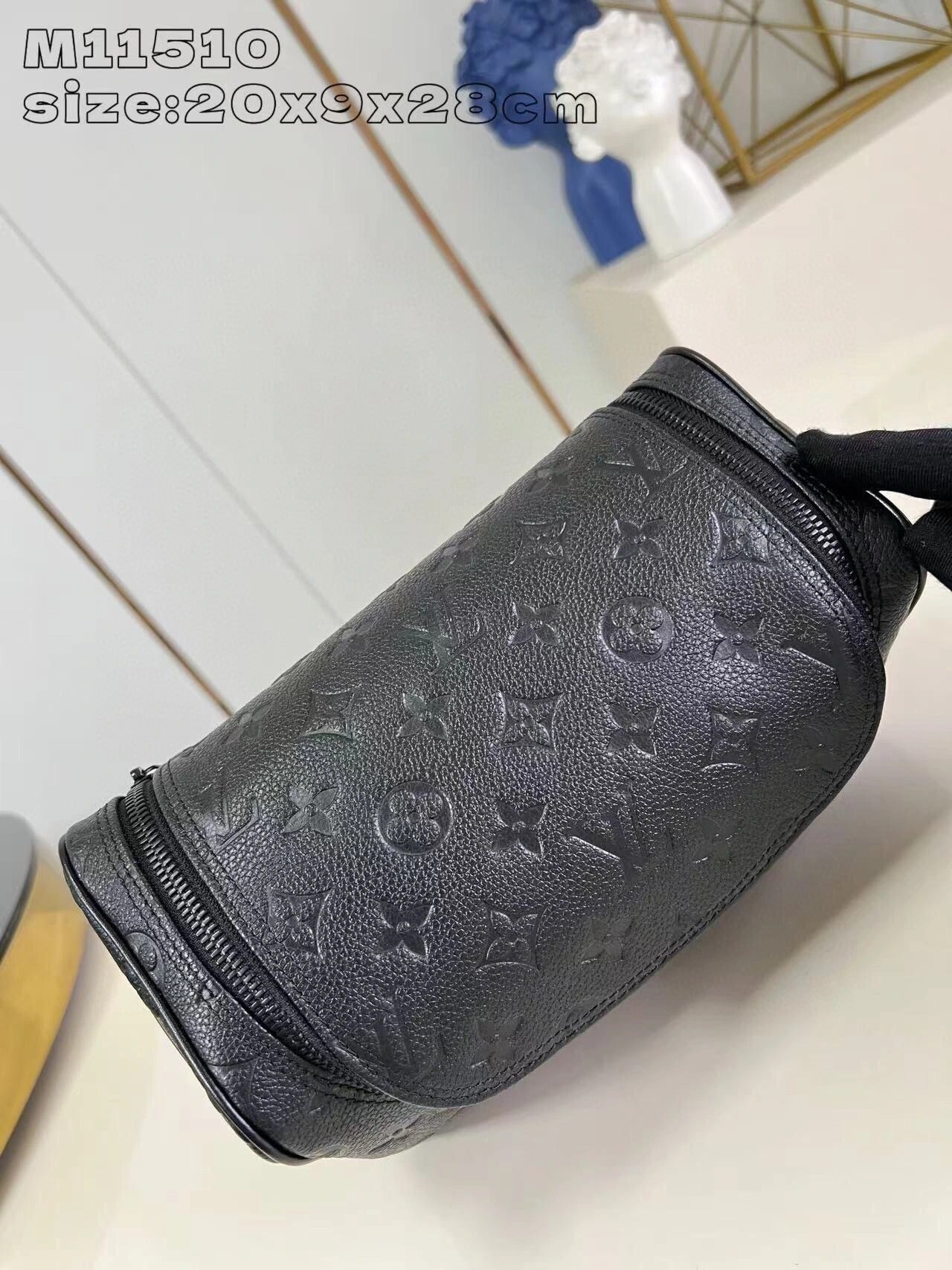 LOUIS VUITTON BAG