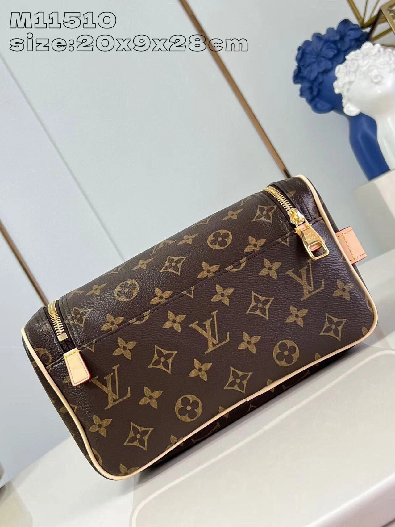 LOUIS VUITTON BAG