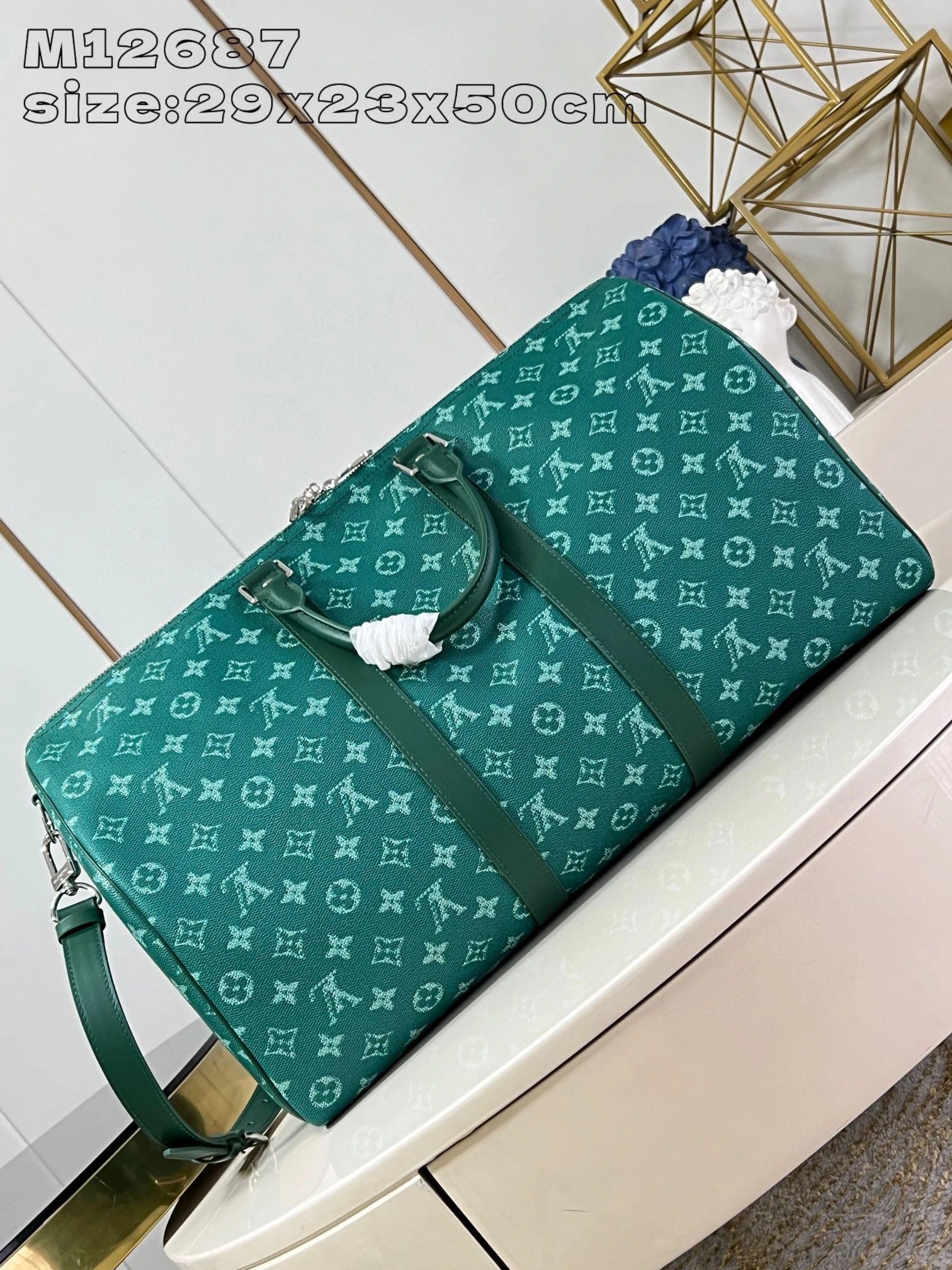 LOUIS VUITTON BAG