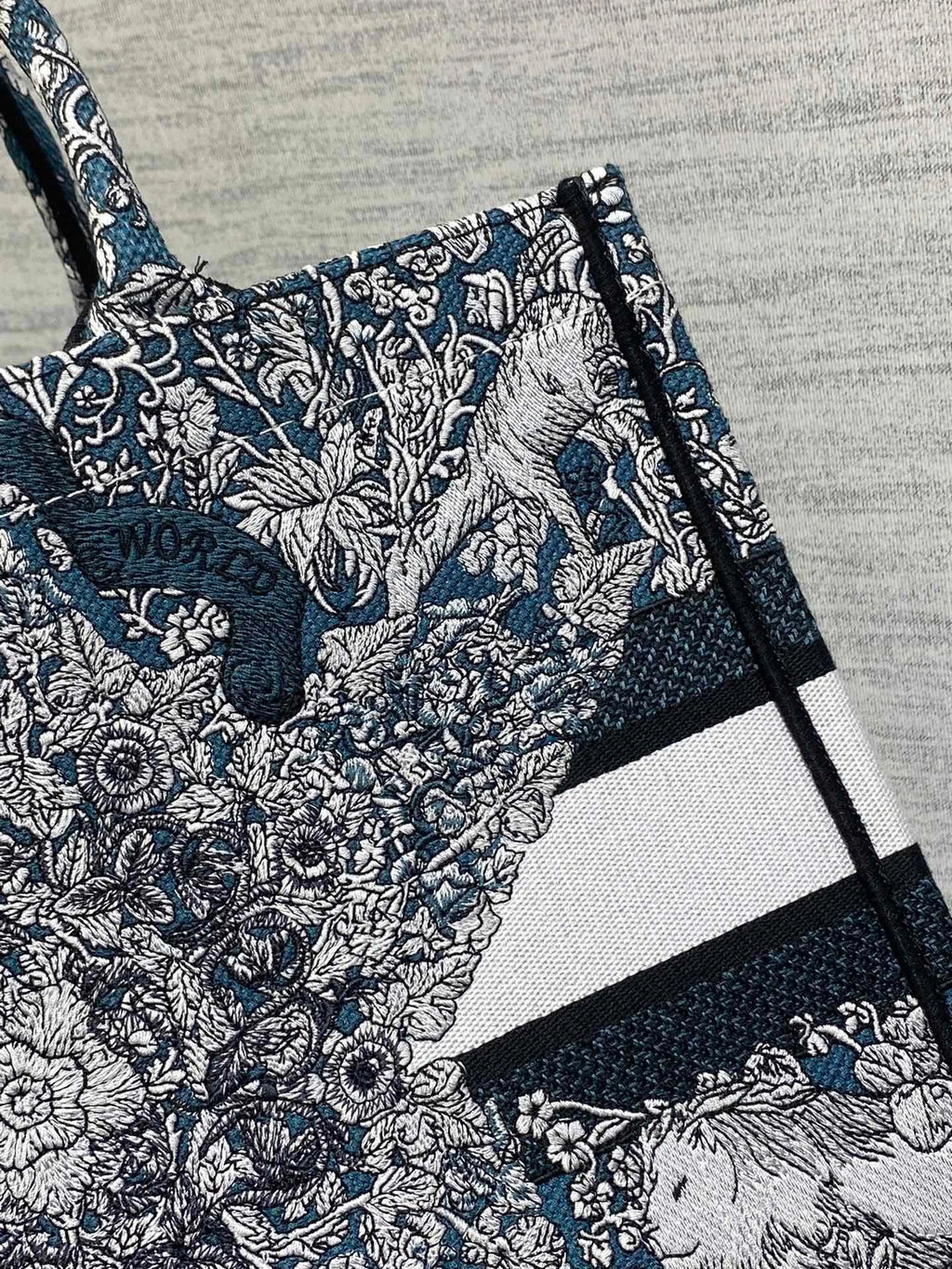 DIOR BAG