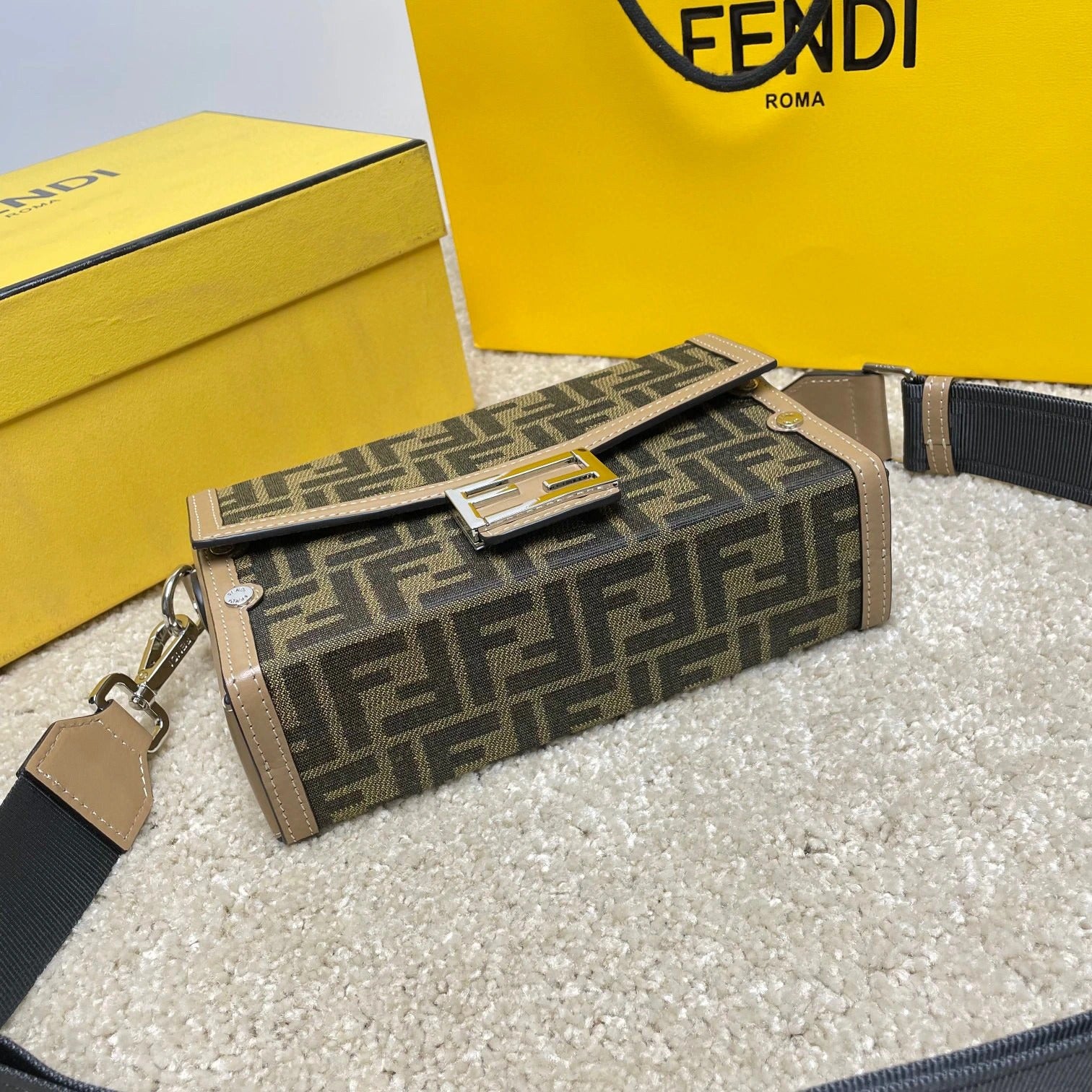 FENDI BAG