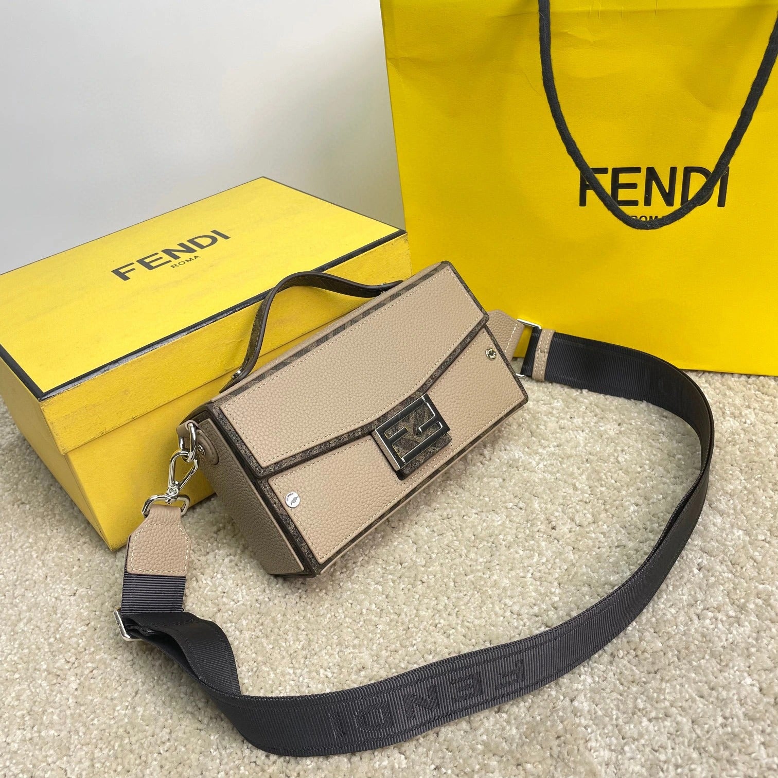 FENDI BAG