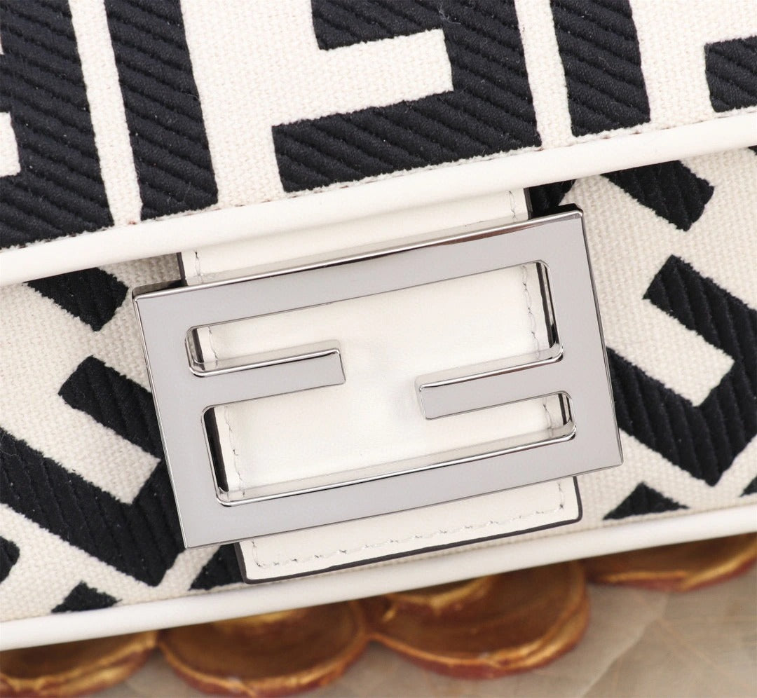 FENDI BAG