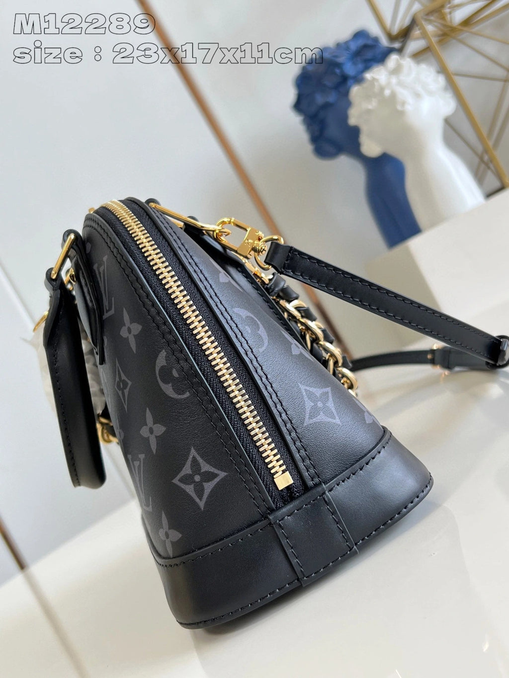 LOUIS VUITTON BAG