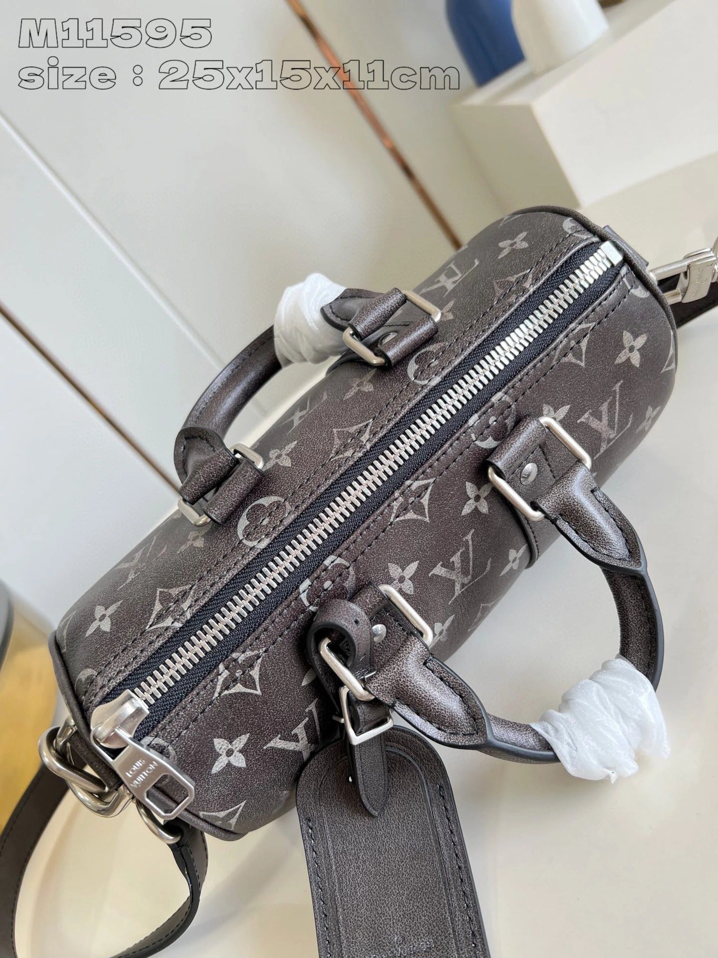 LOUIS VUITTON BAG