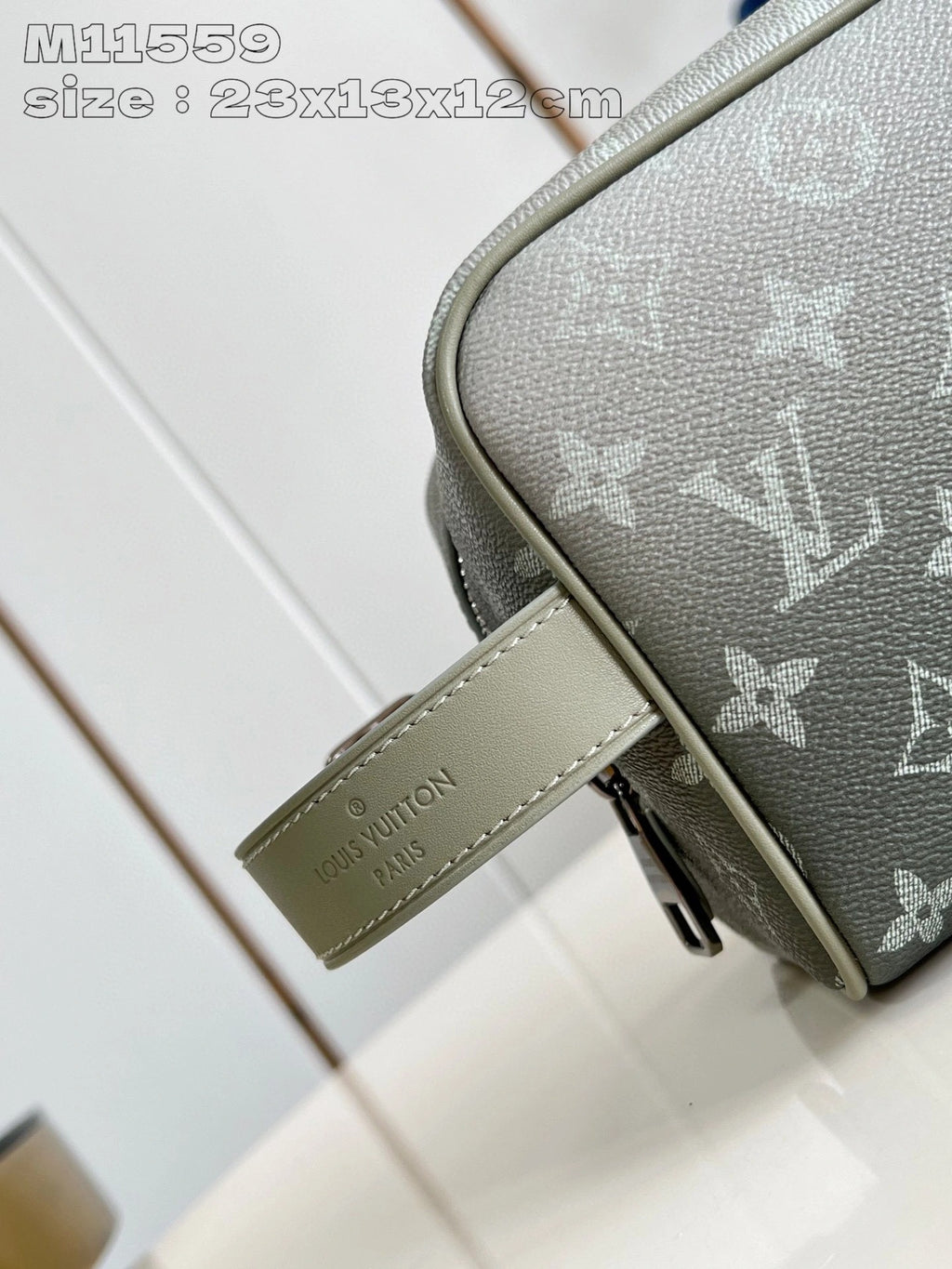 LOUIS VUITTON BAG