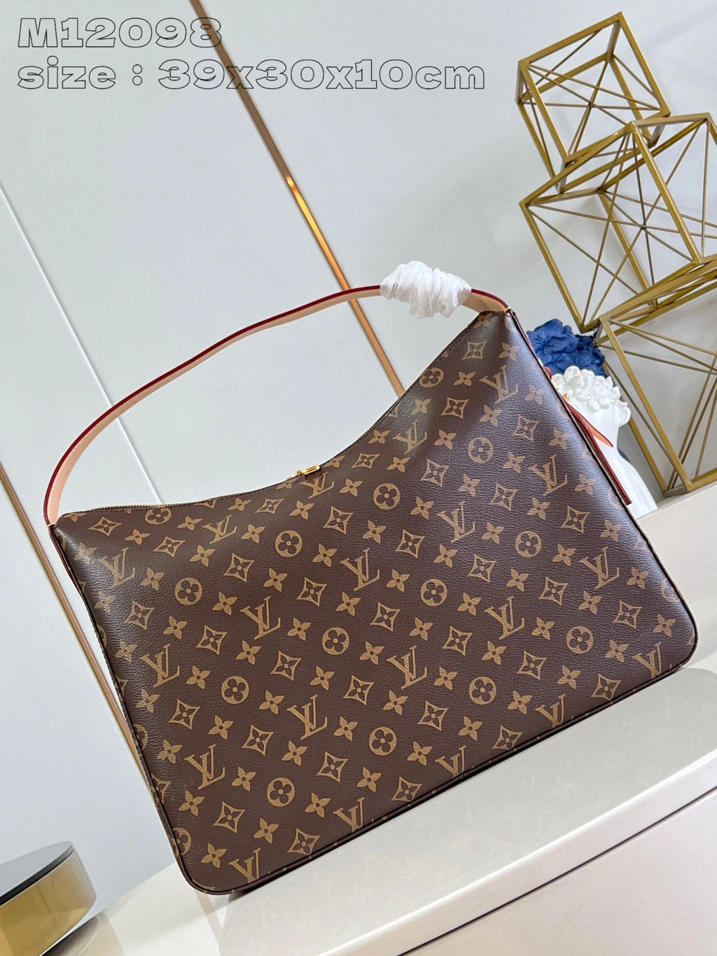 LOUIS VUITTON BAG