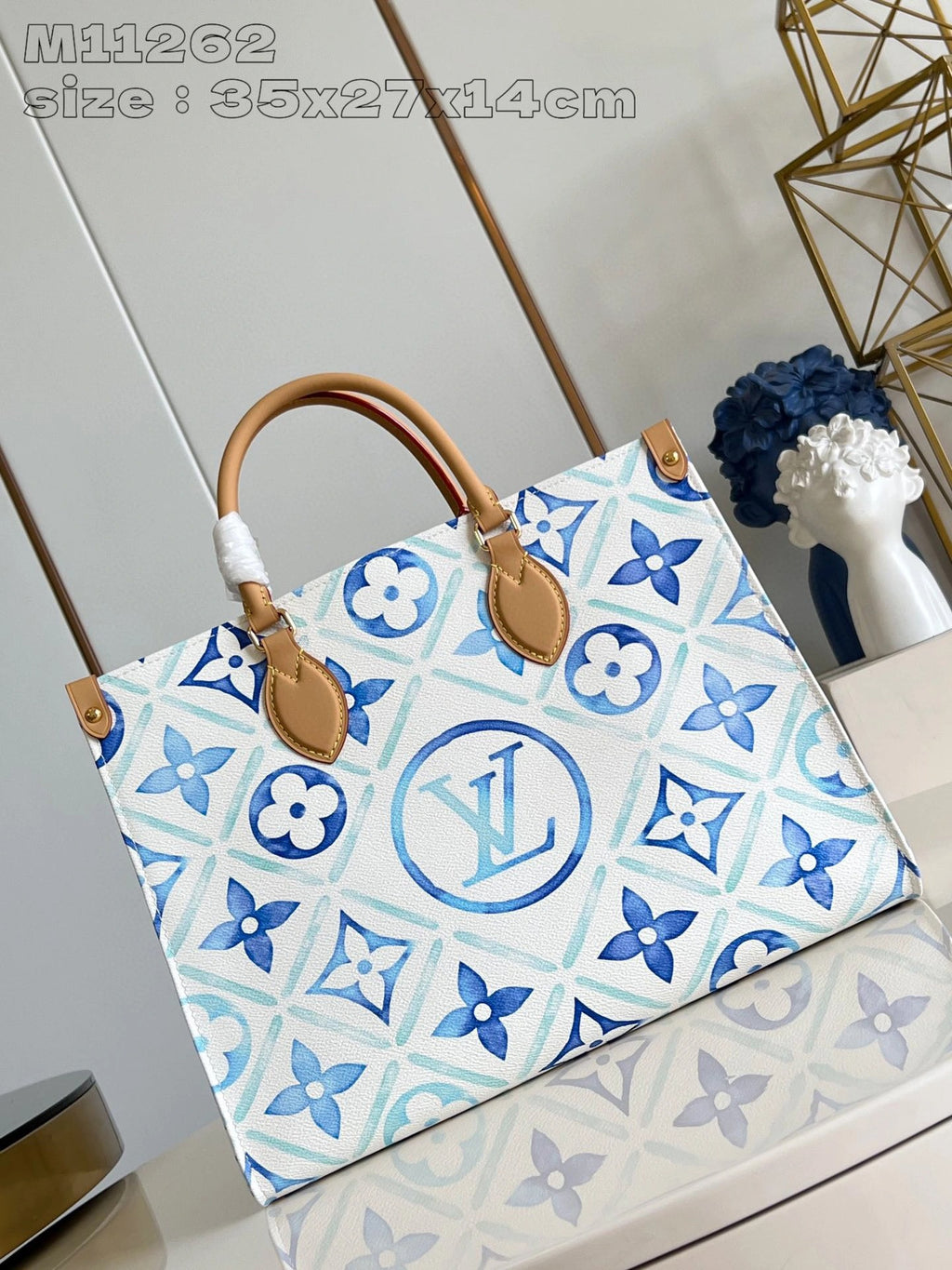 LOUIS VUITTON BAG
