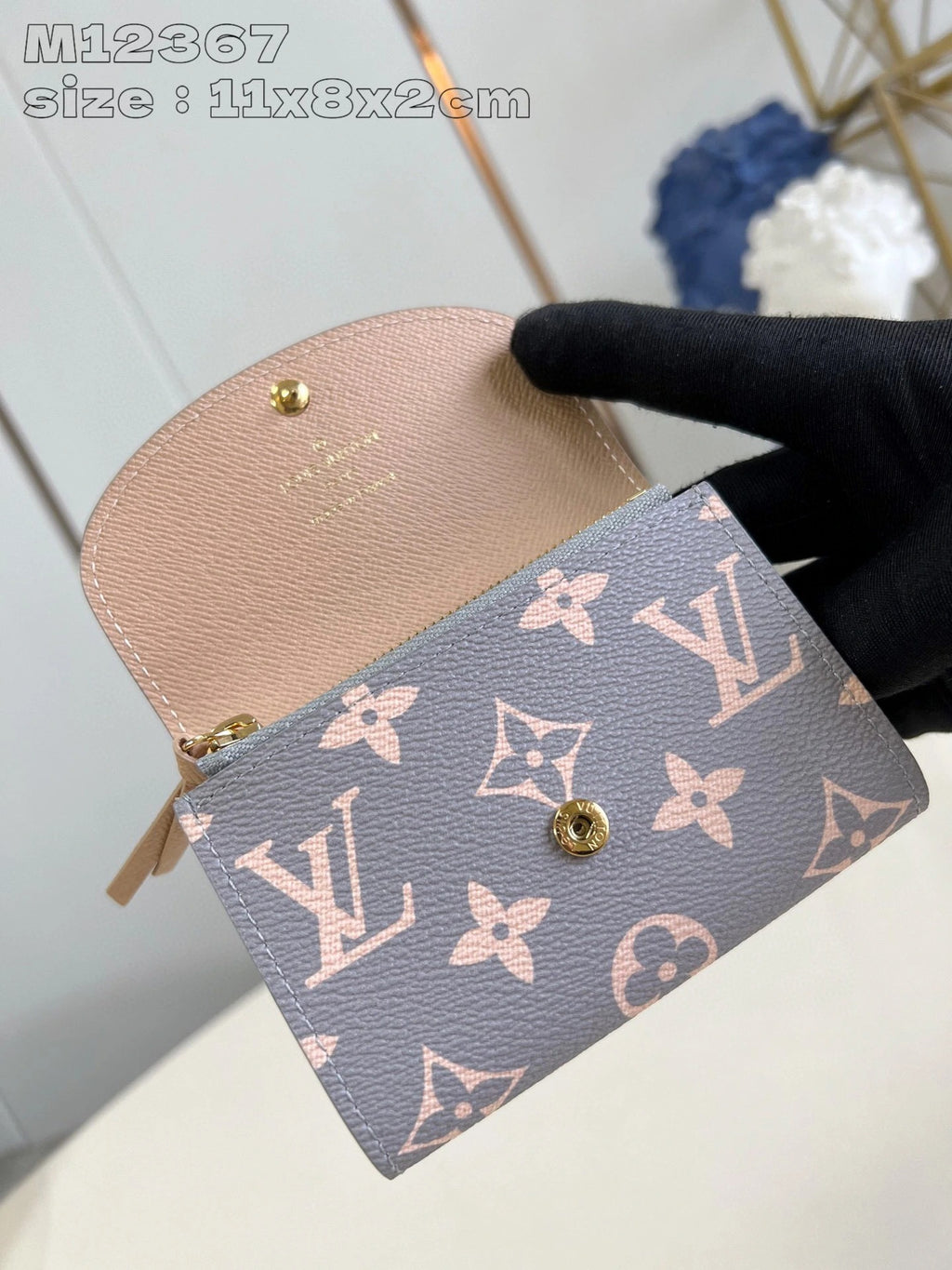LOUIS VUITTON BAG