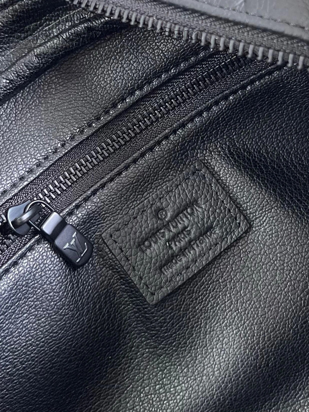LOUIS VUITTON BAG