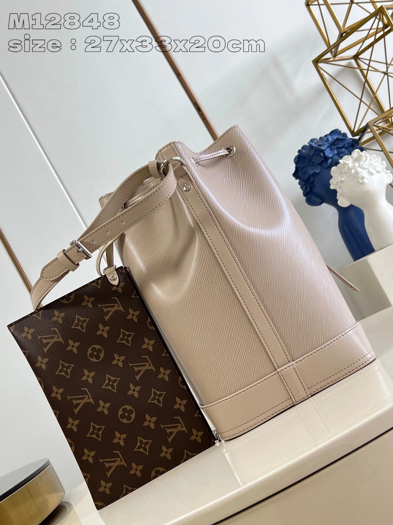 LOUIS VUITTON BAG