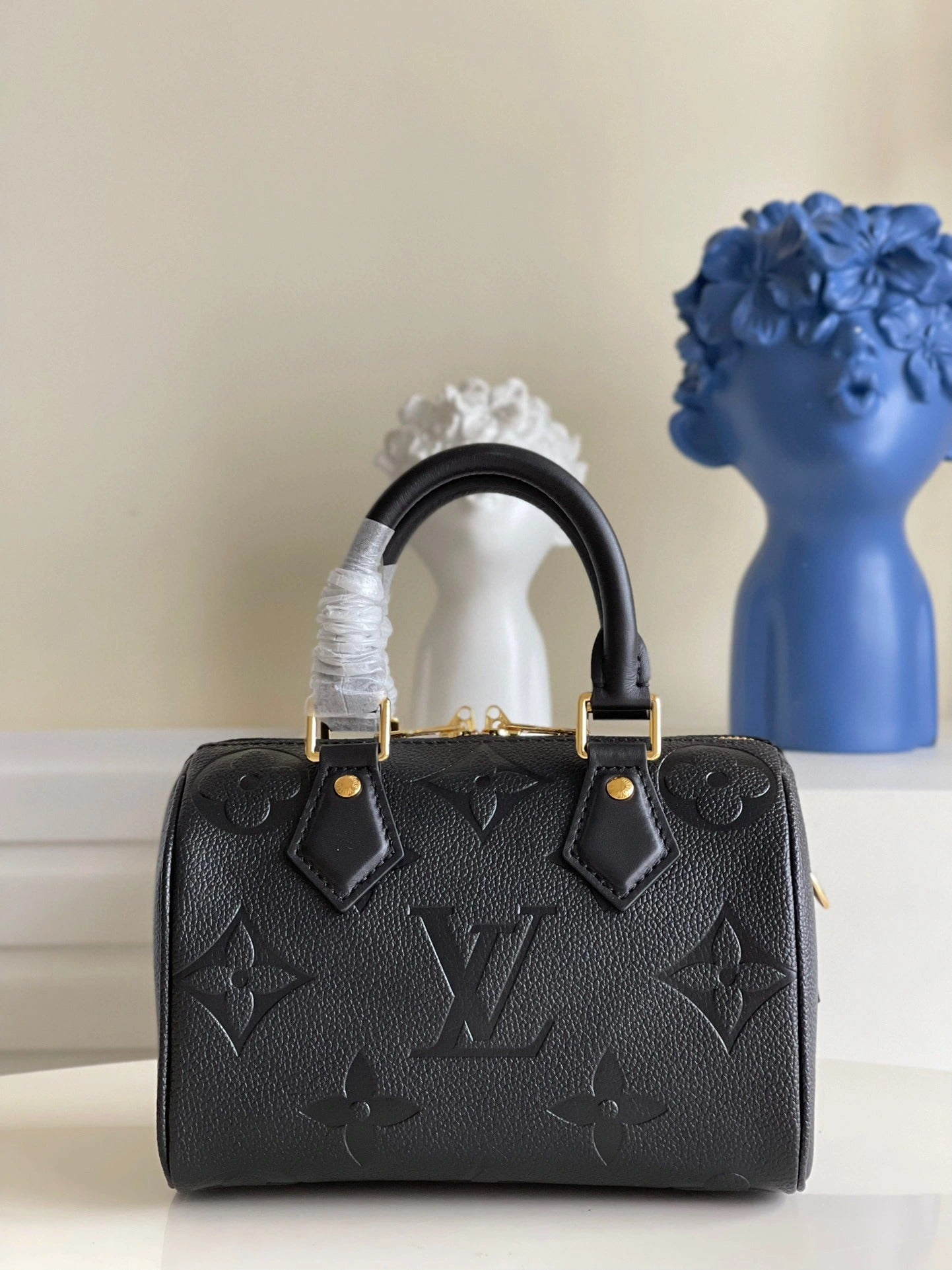 LOUIS VUITTON BAG