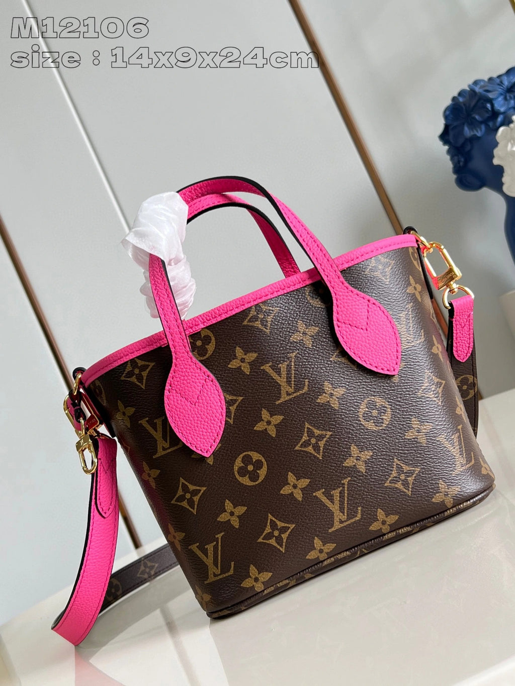 LOUIS VUITTON BAG