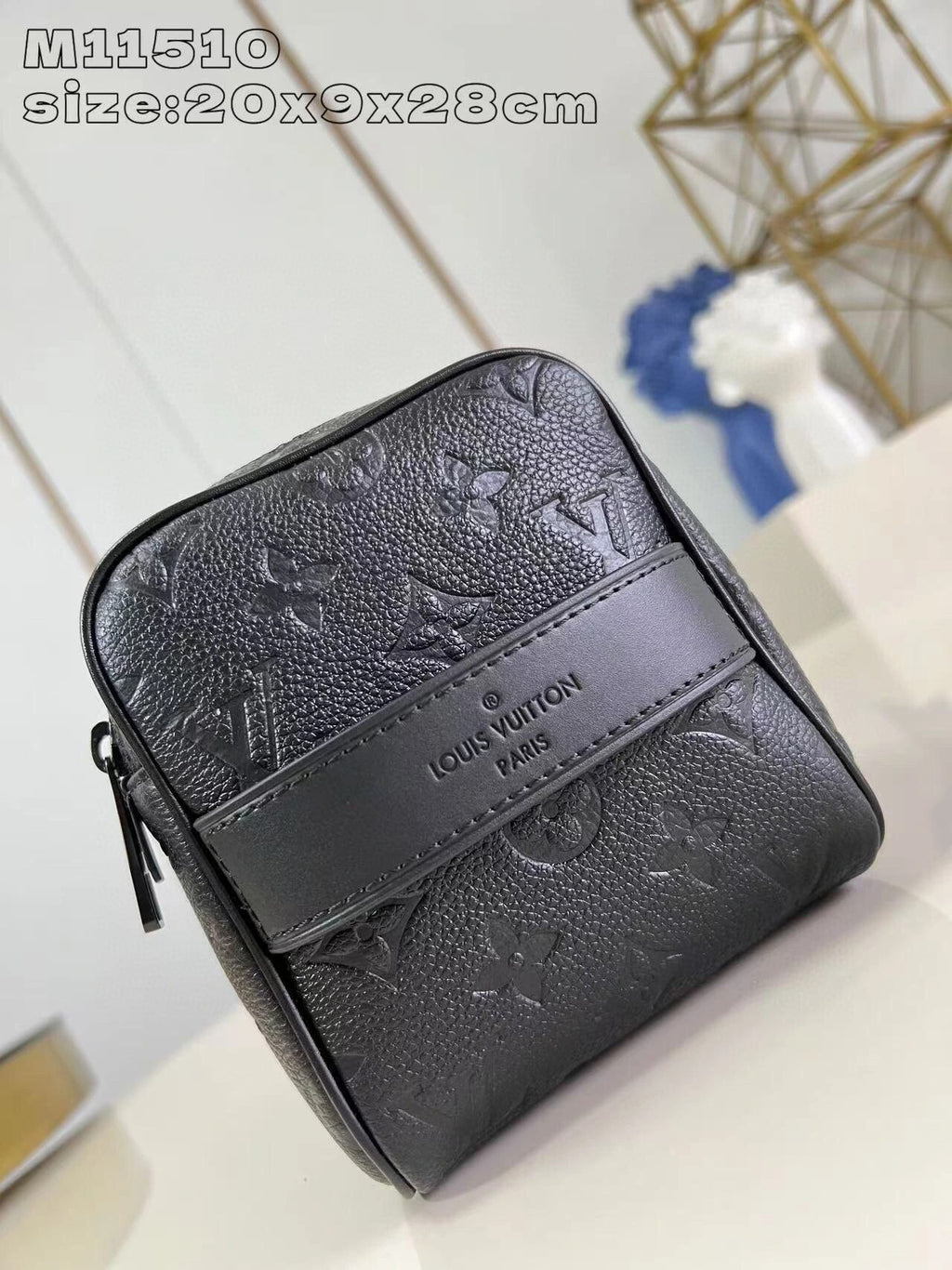LOUIS VUITTON BAG