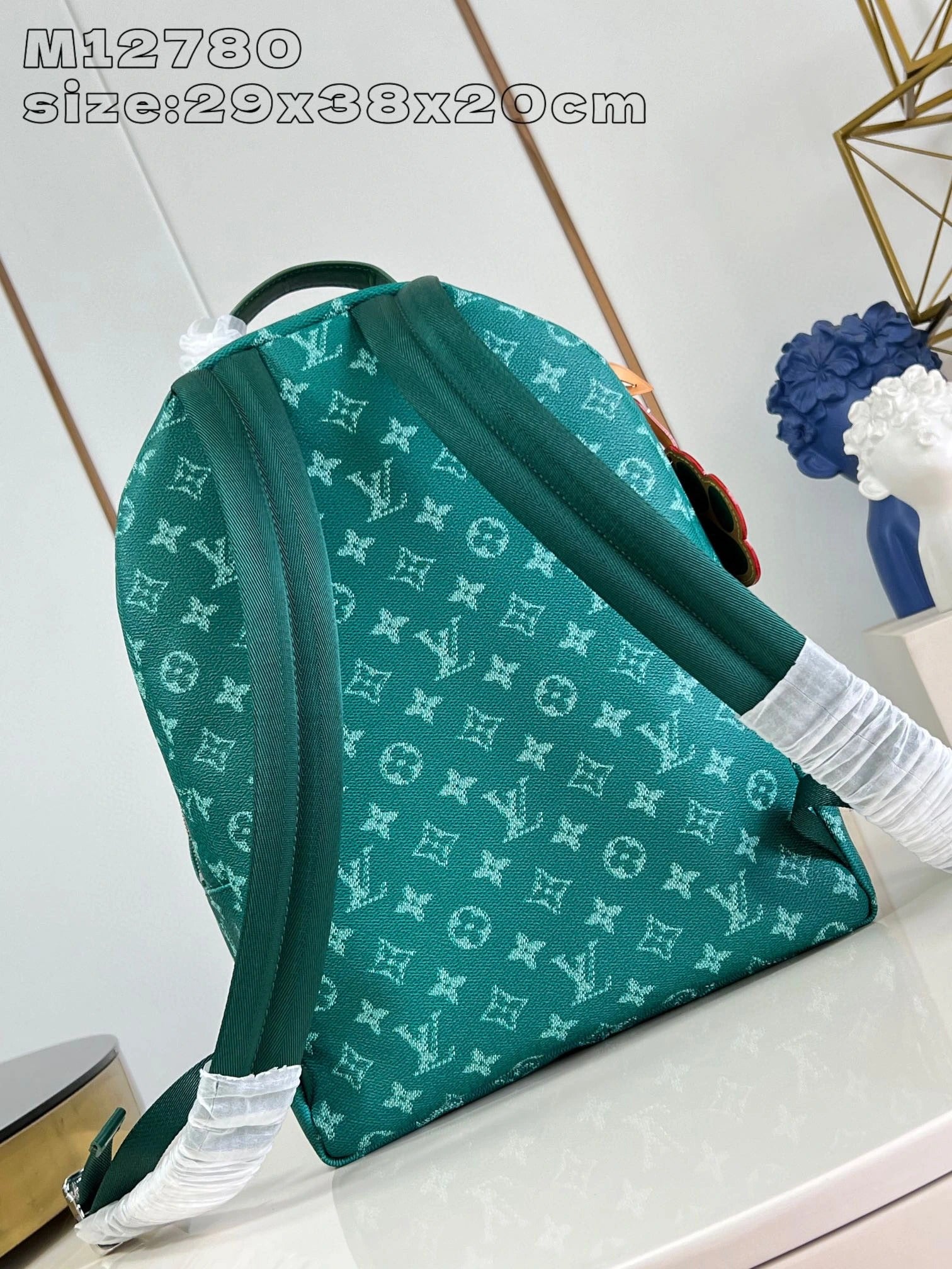 LOUIS VUITTON BAG