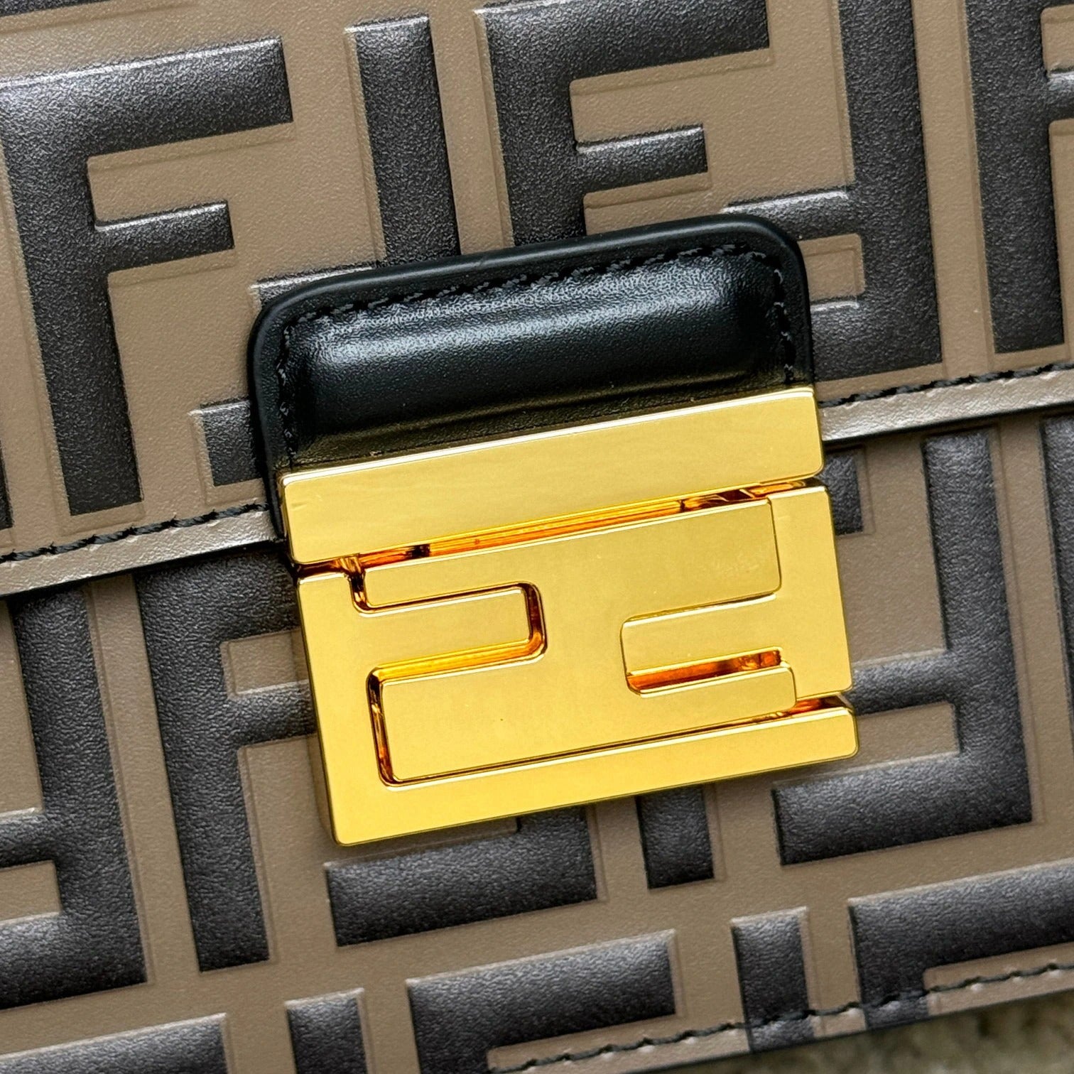 FENDI BAG