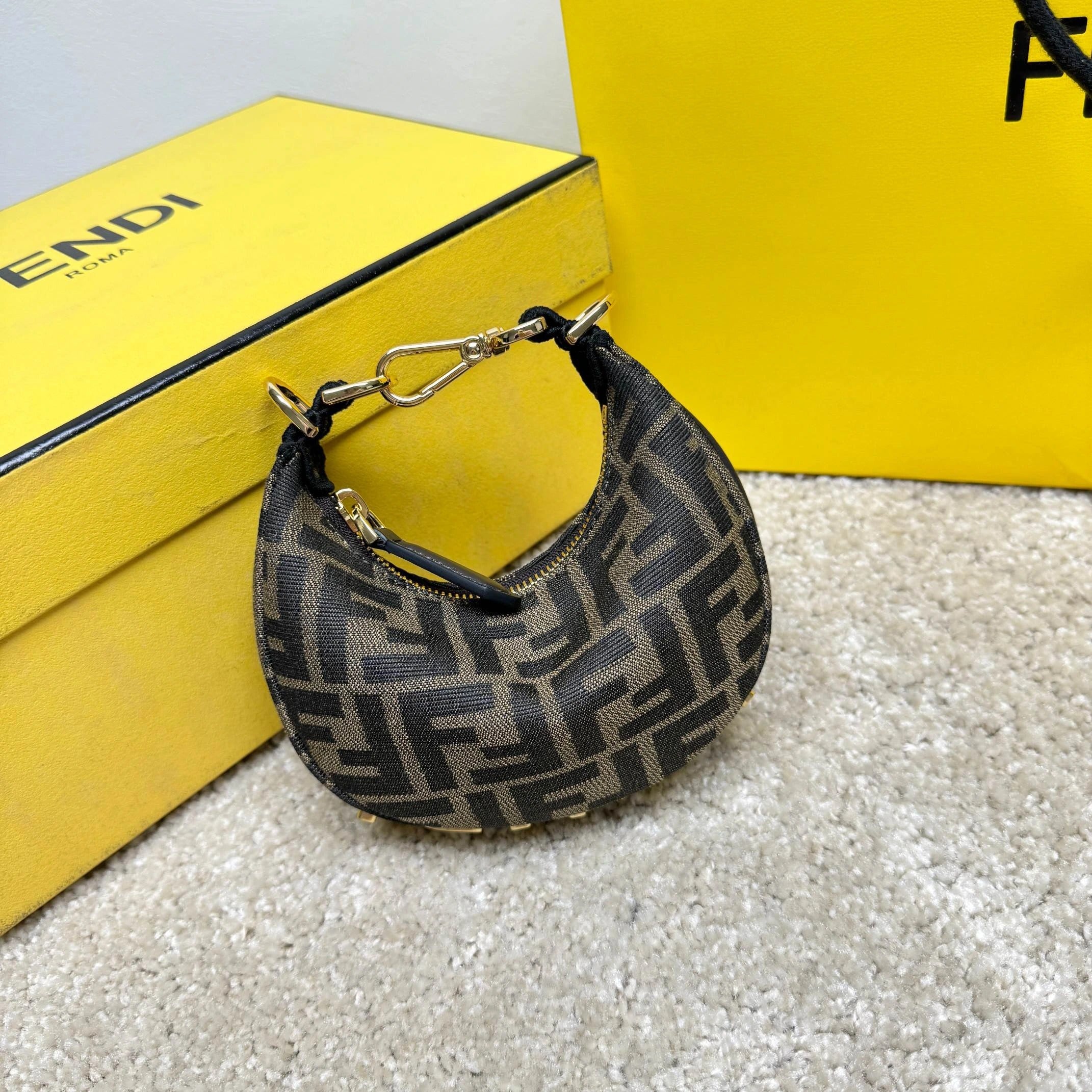FENDI BAG