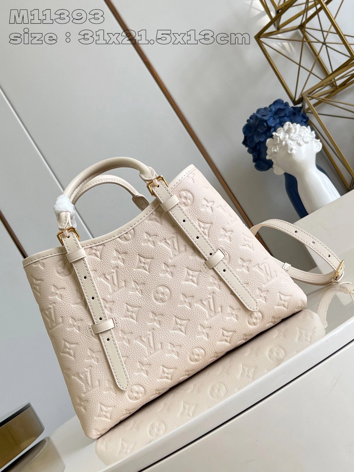 LOUIS VUITTON BAG