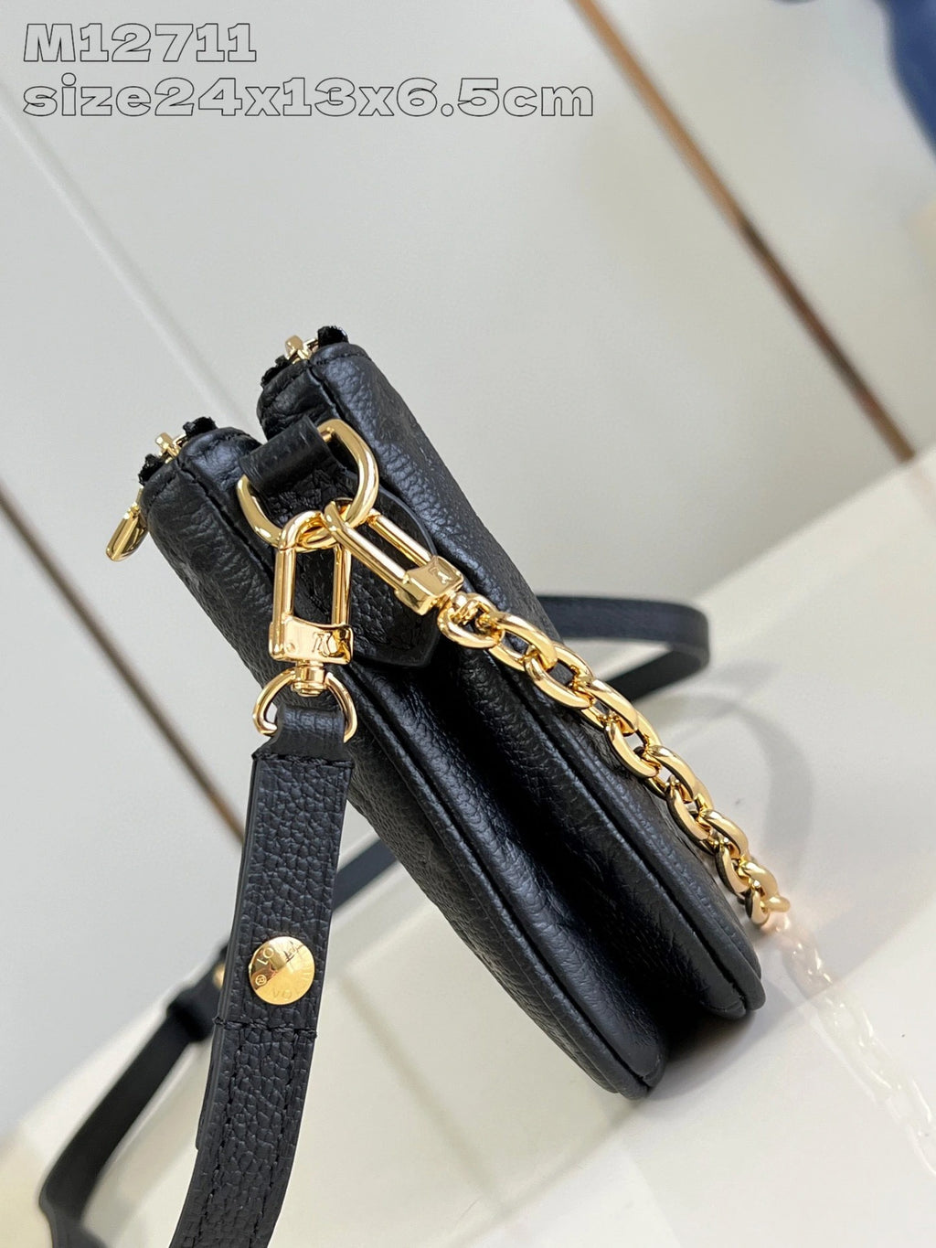LOUIS VUITTON BAG