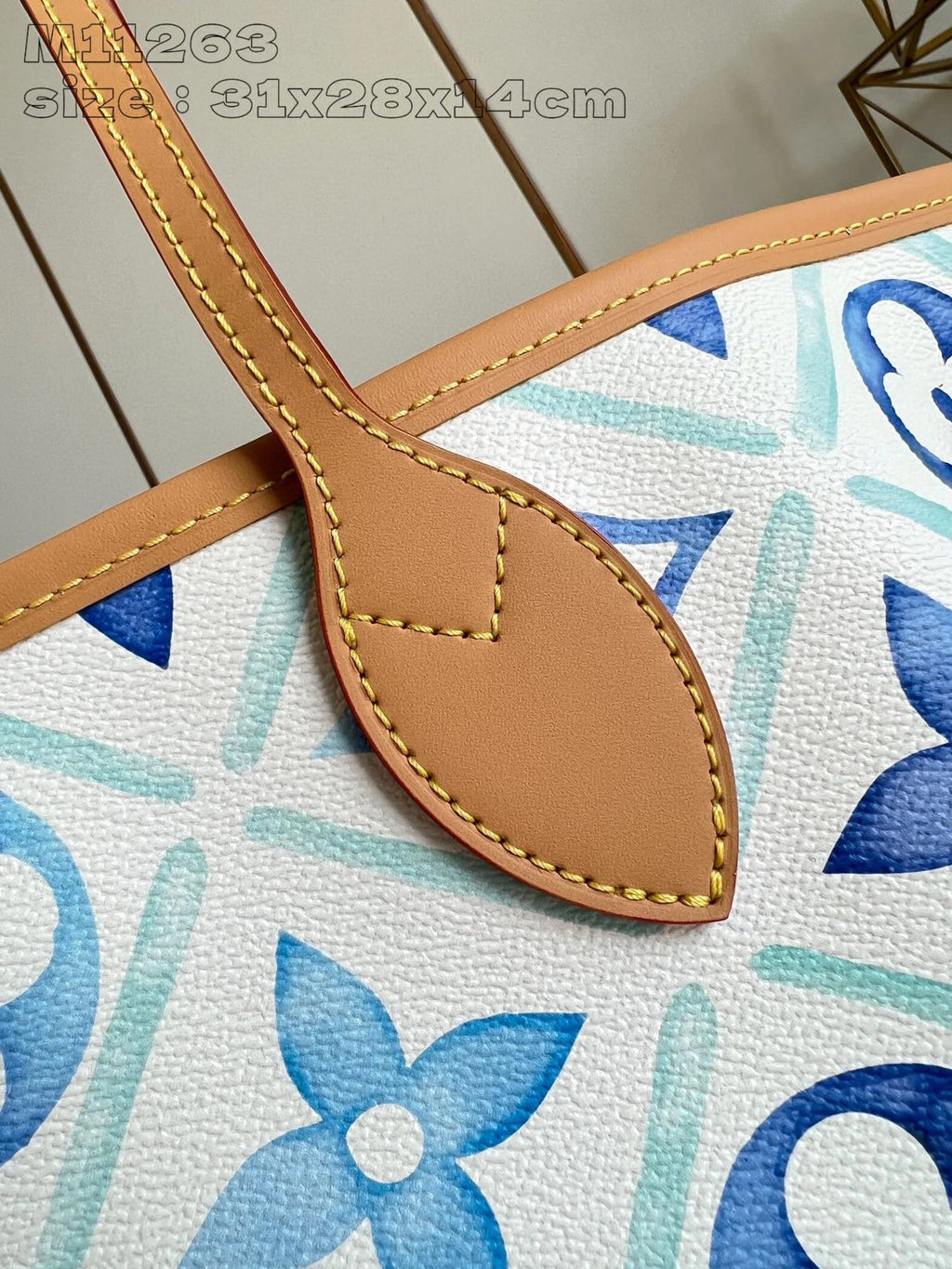 LOUIS VUITTON BAG