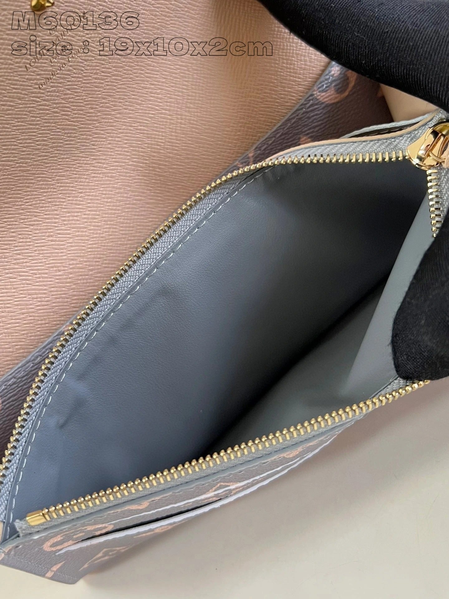 LOUIS VUITTON BAG
