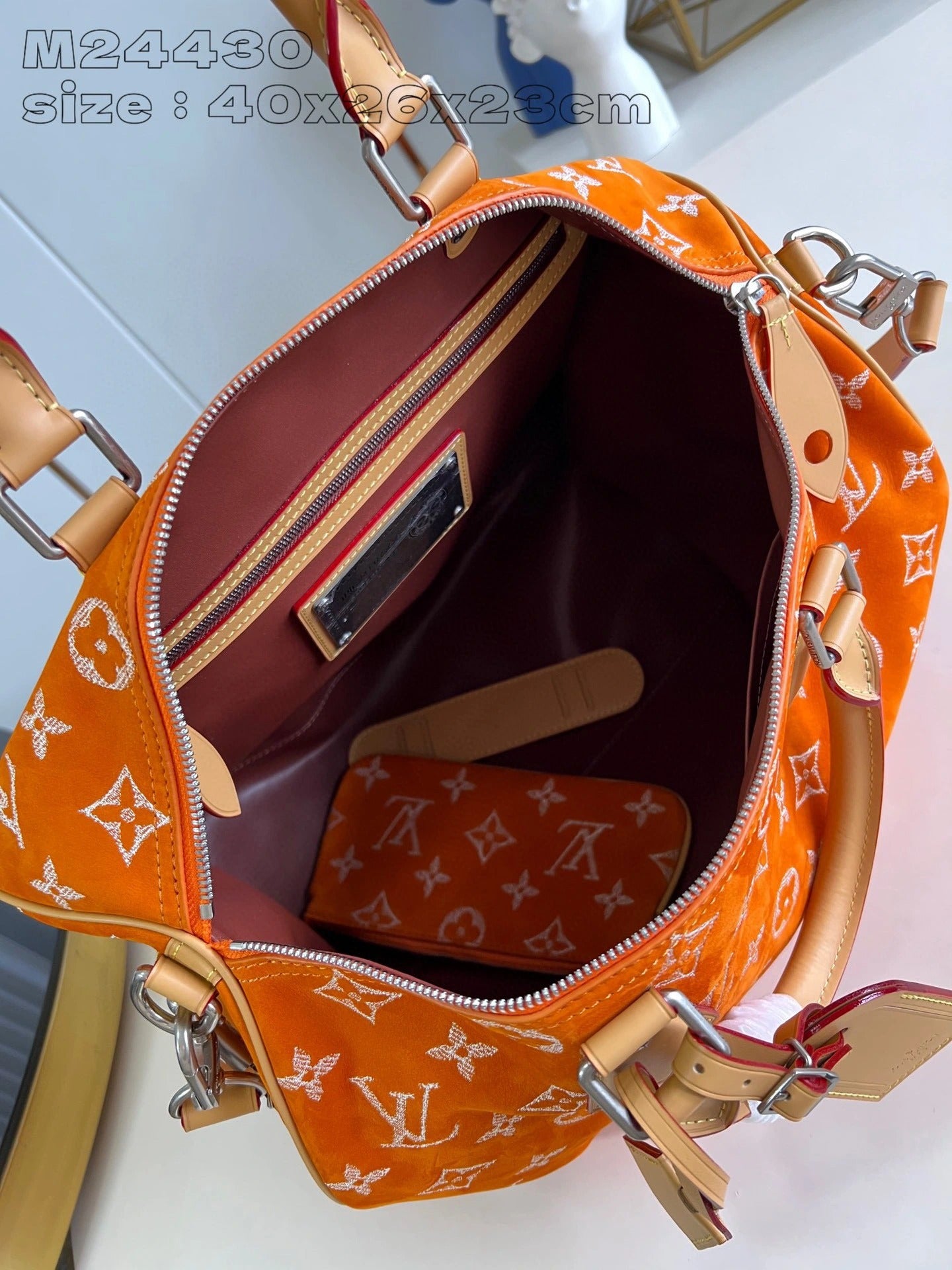 LOUIS VUITTON BAG
