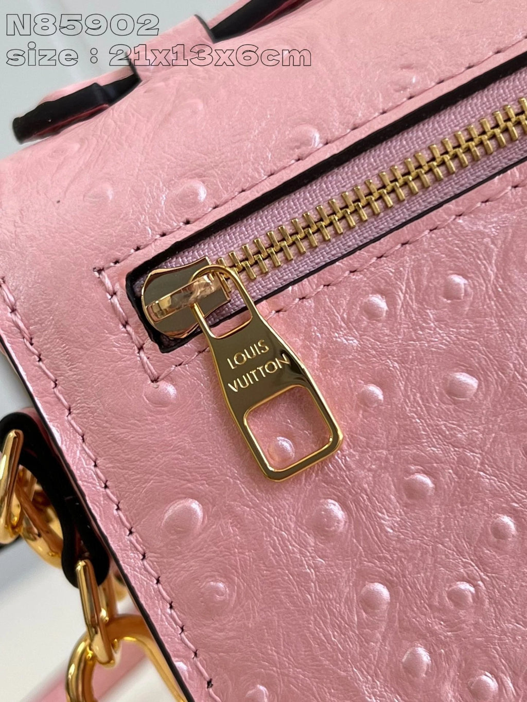 LOUIS VUITTON BAG