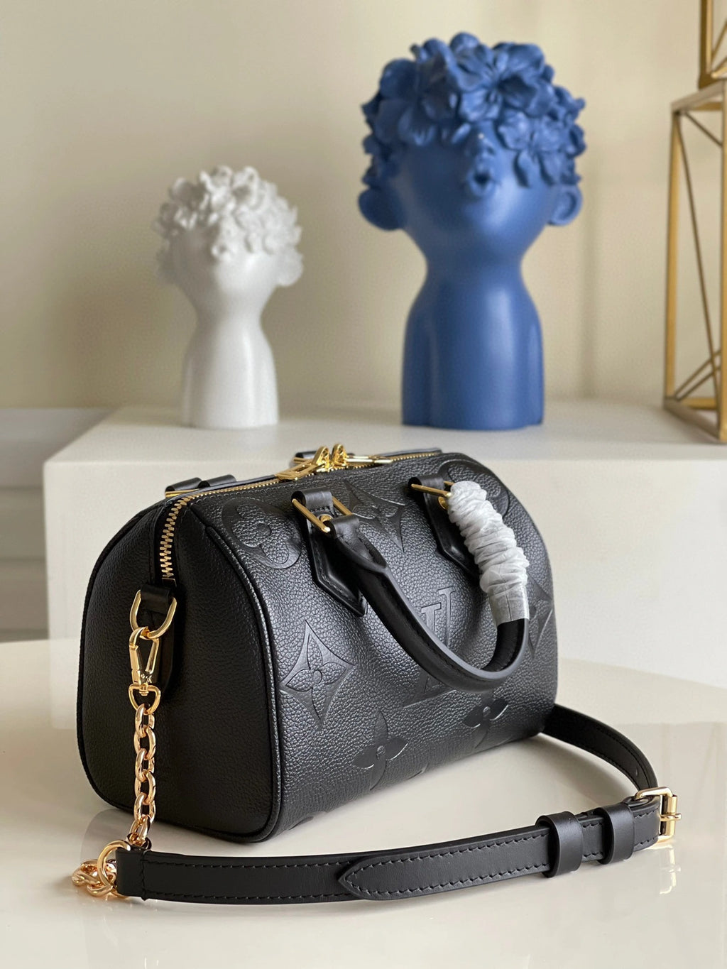 LOUIS VUITTON BAG