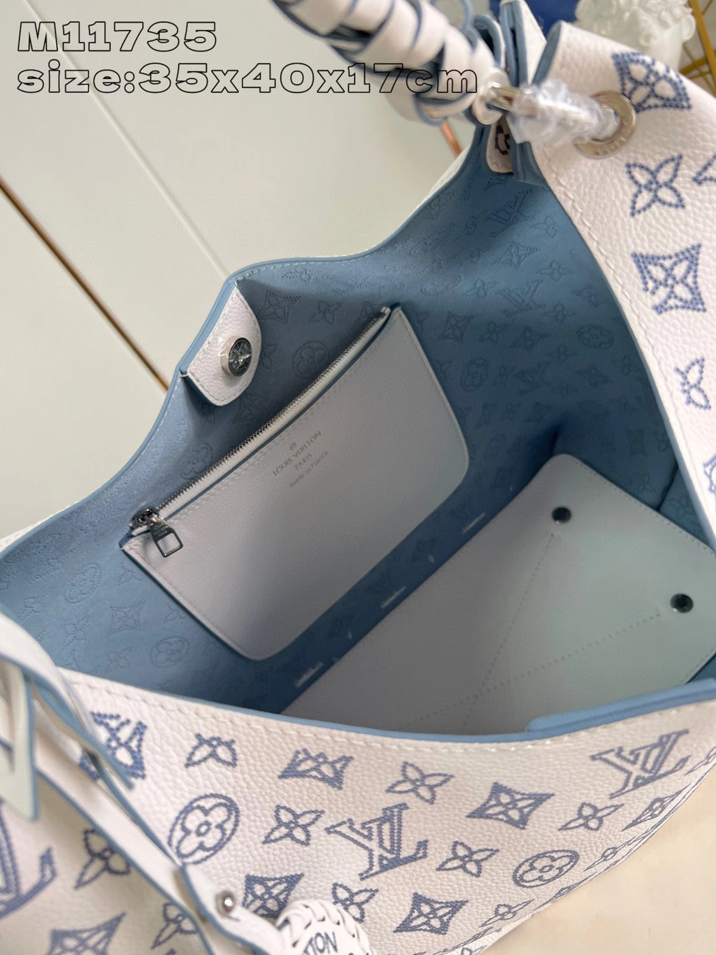 LOUIS VUITTON BAG