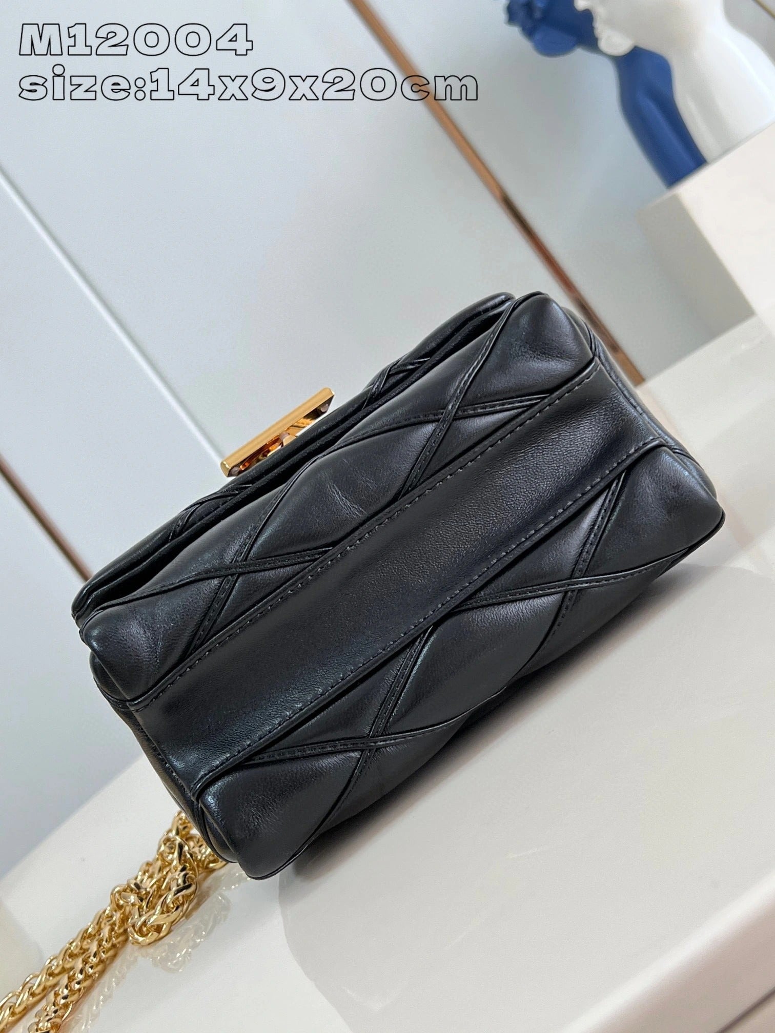 LOUIS VUITTON BAG