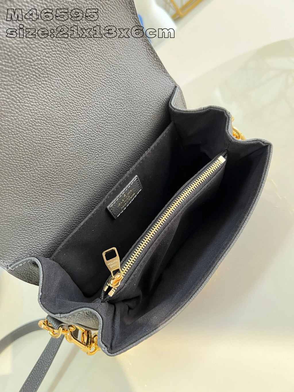 LOUIS VUITTON BAG