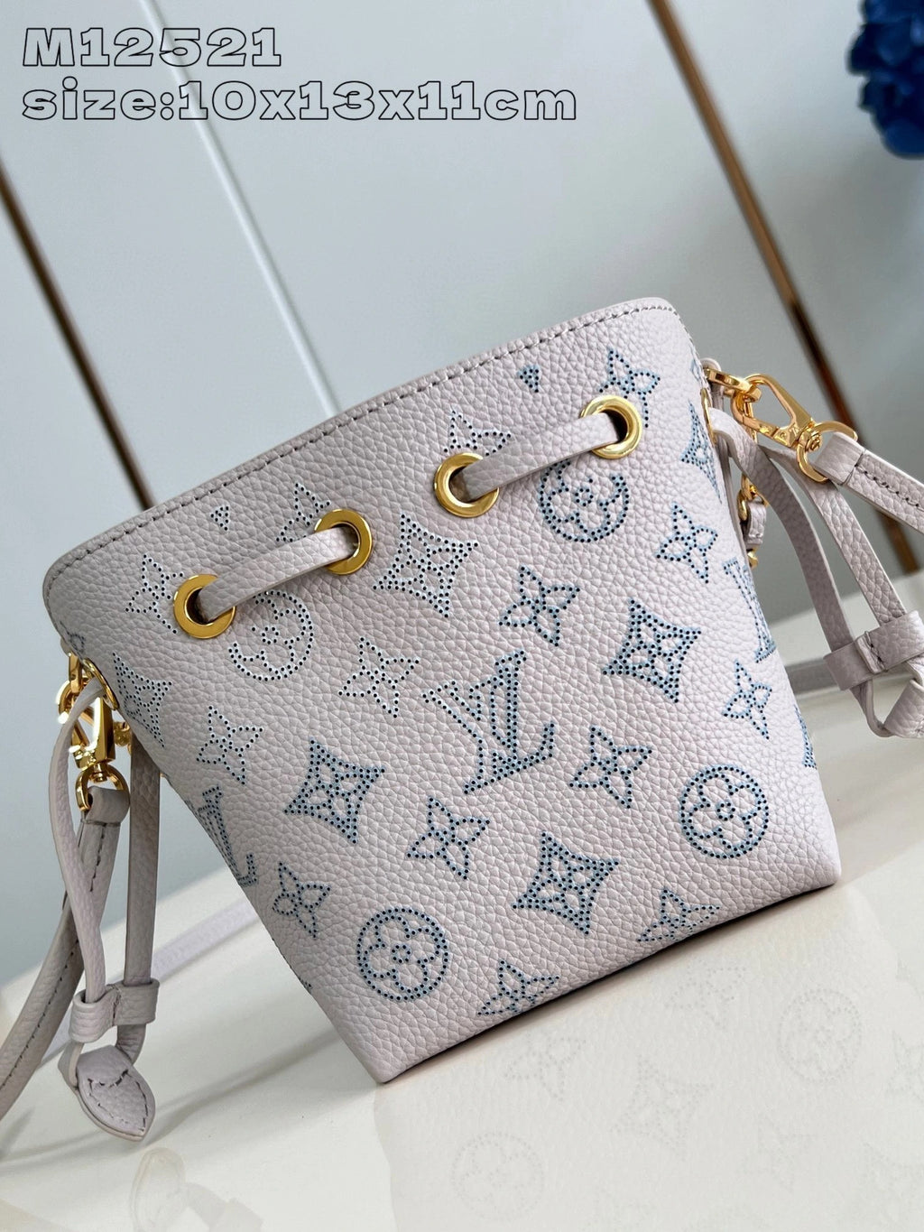 LOUIS VUITTON BAG