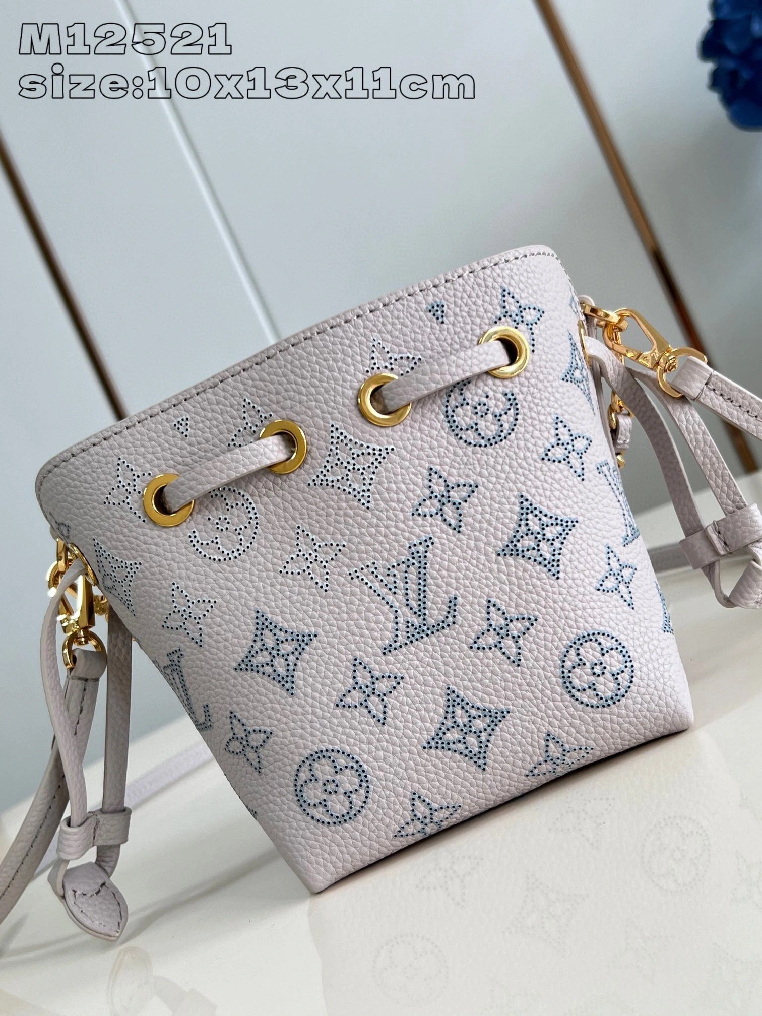 LOUIS VUITTON BAG
