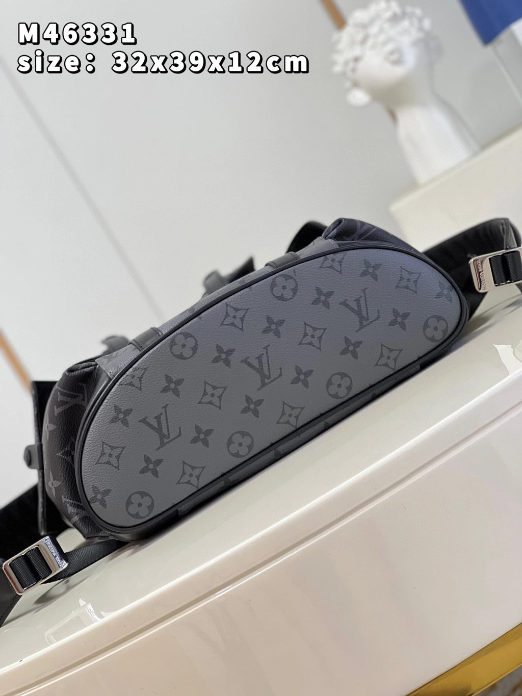 LOUIS VUITTON BAG
