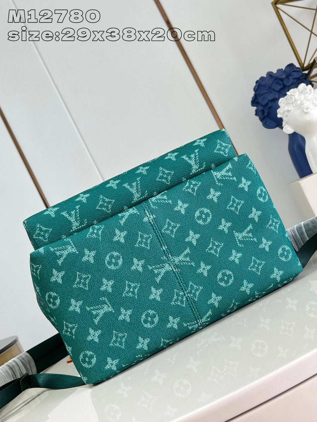 LOUIS VUITTON BAG