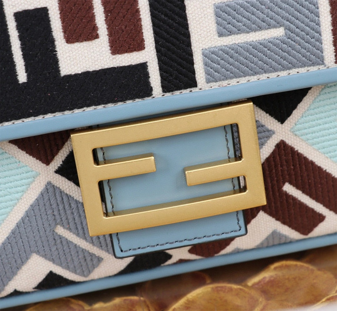 FENDI BAG