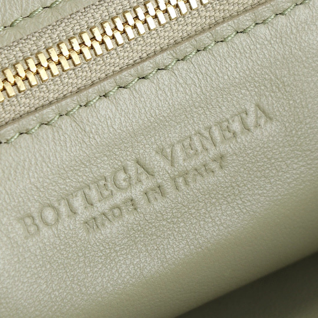 BOTTECA VENETA BAG
