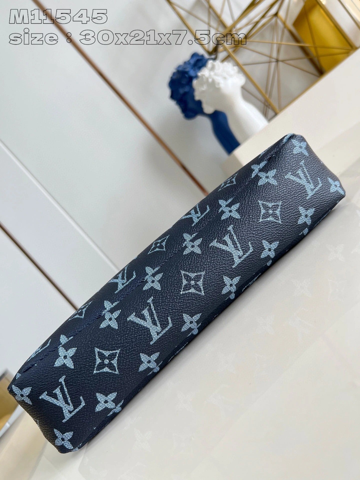 LOUIS VUITTON BAG