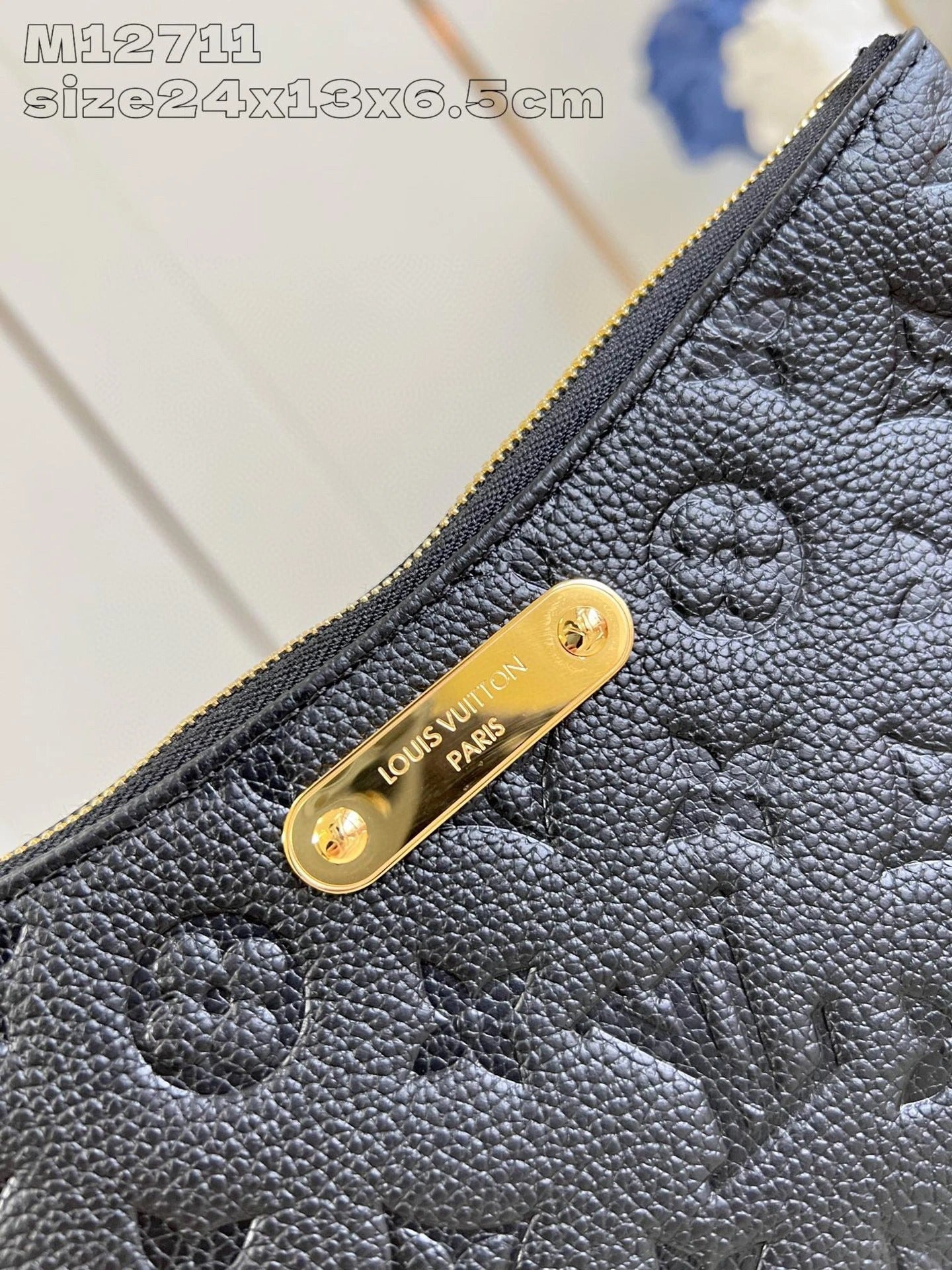 LOUIS VUITTON BAG