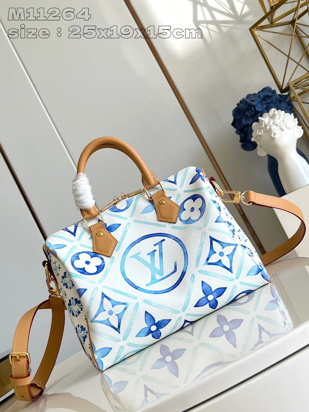LOUIS VUITTON BAG