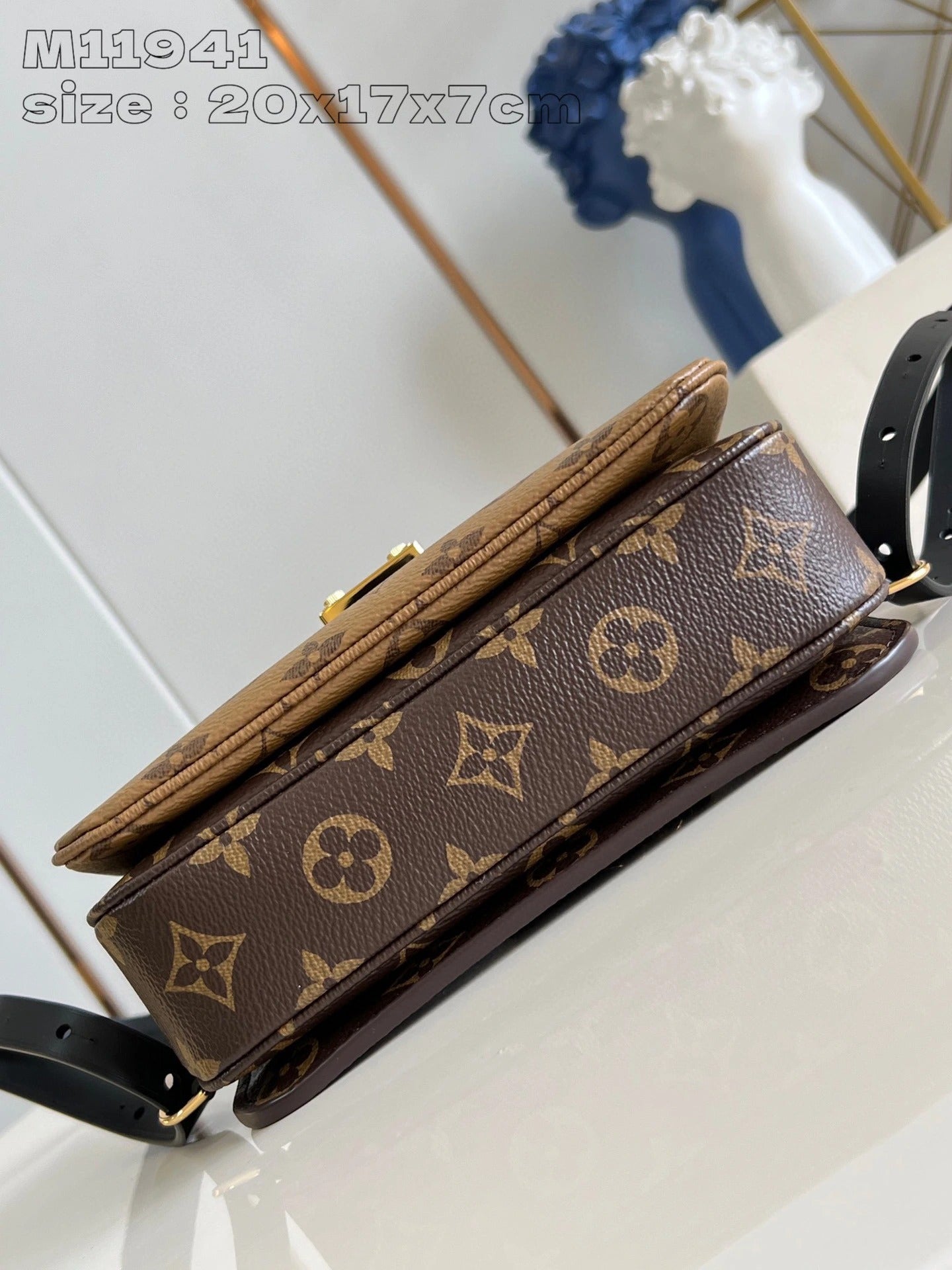 LOUIS VUITTON BAG
