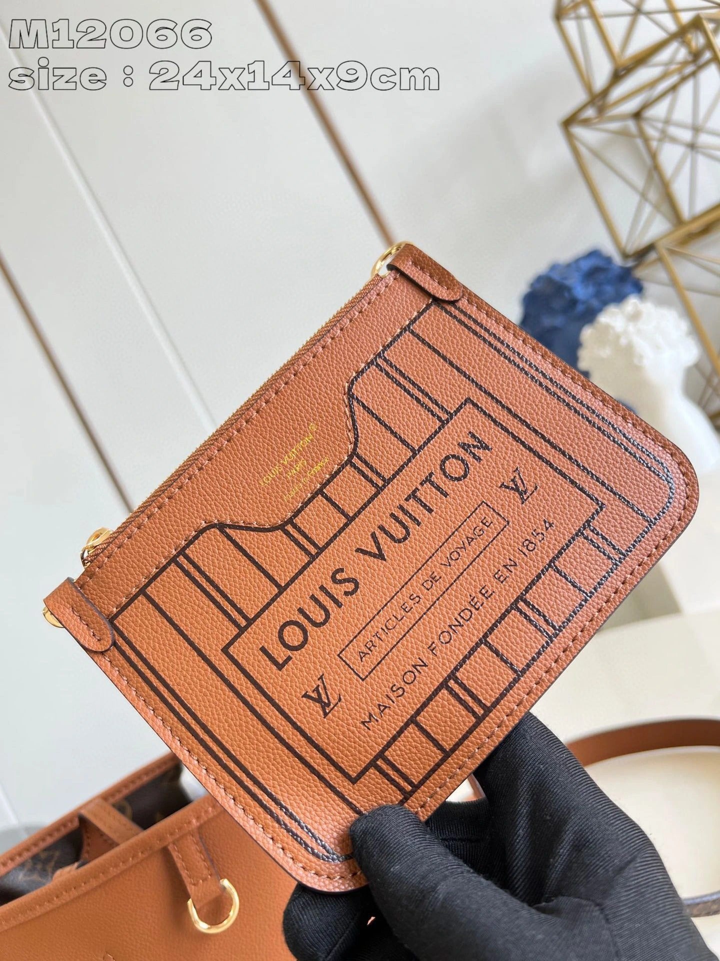 LOUIS VUITTON BAG