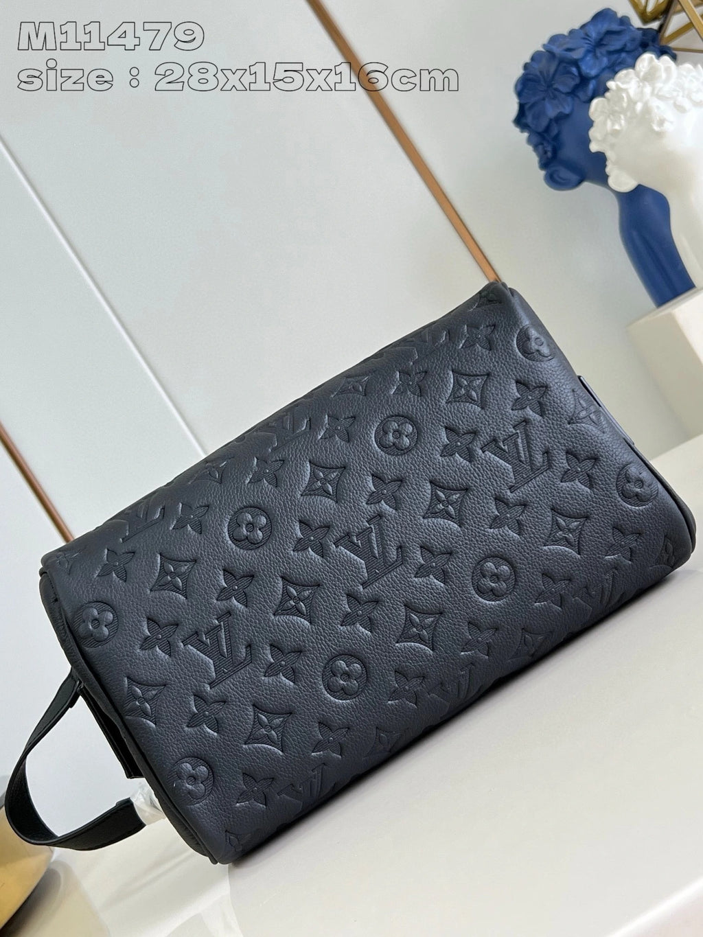 LOUIS VUITTON BAG