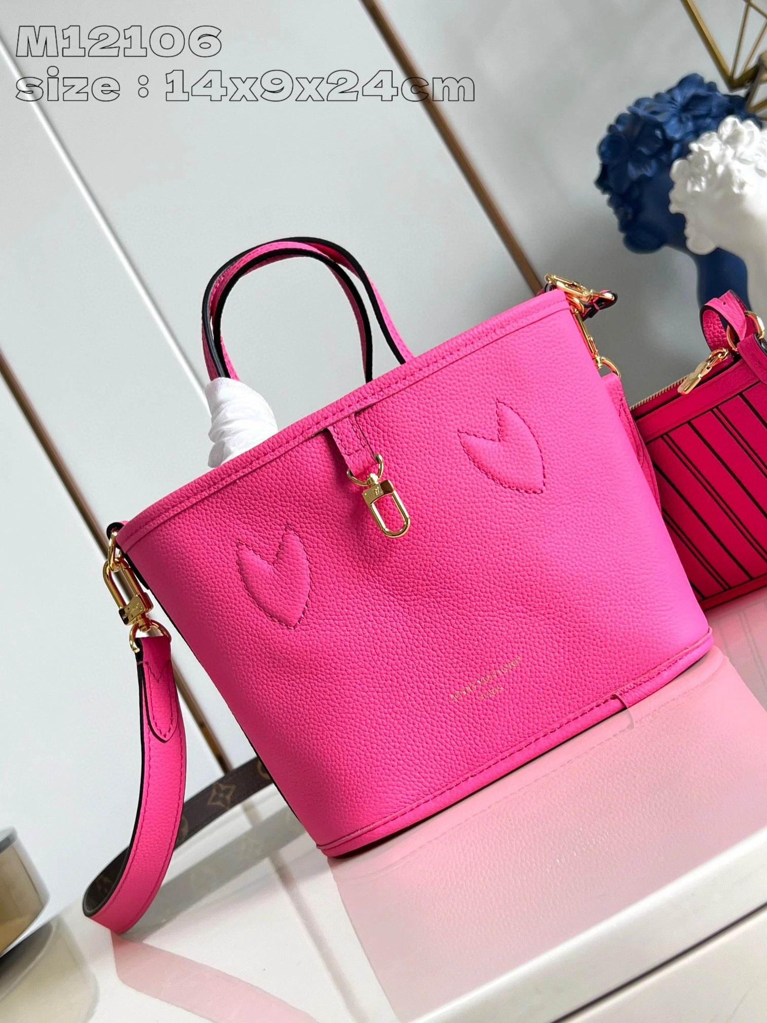 LOUIS VUITTON BAG