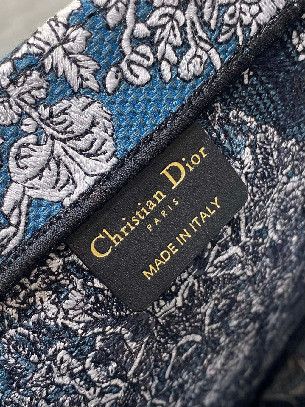 DIOR BAG