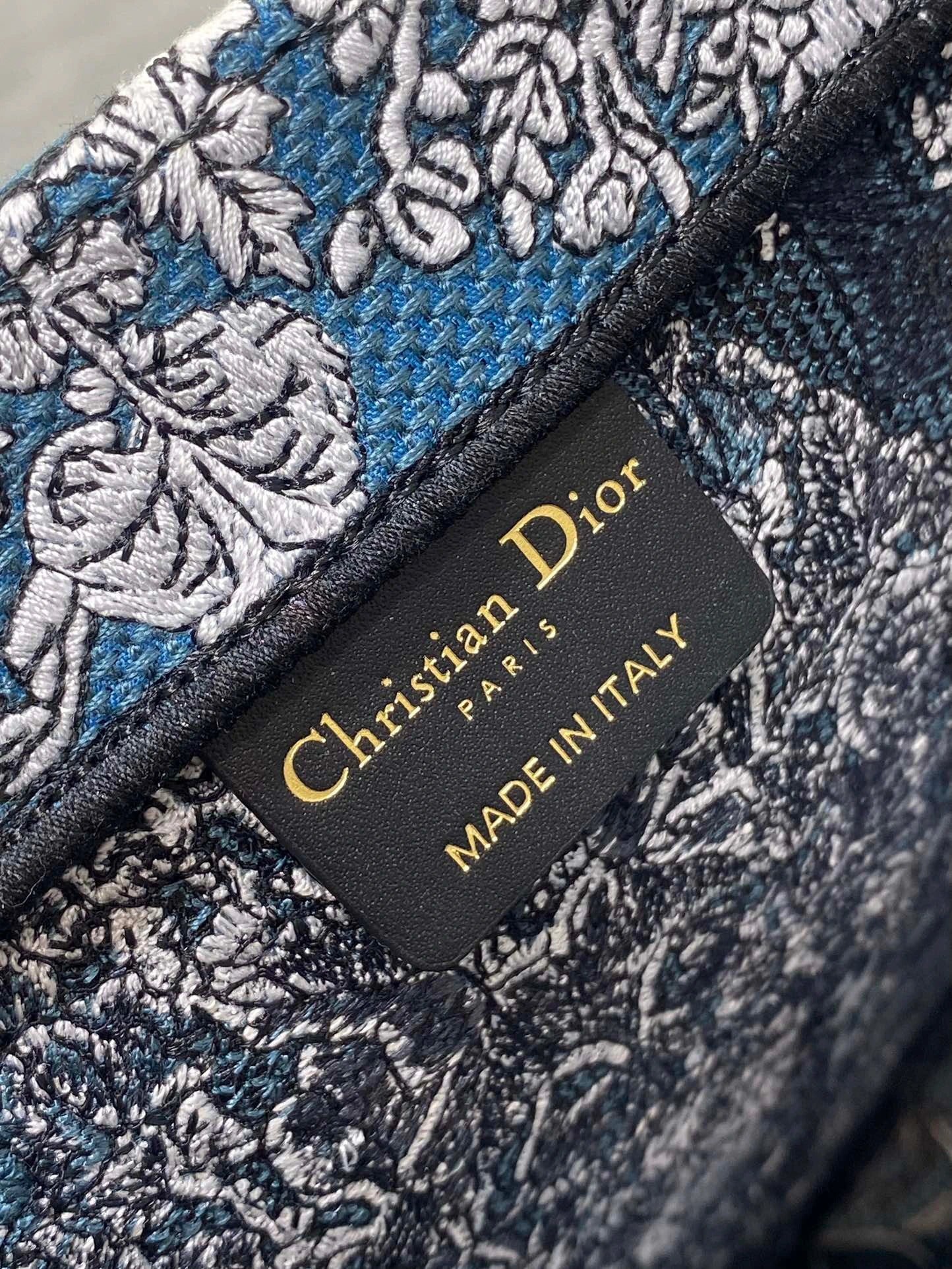 DIOR BAG