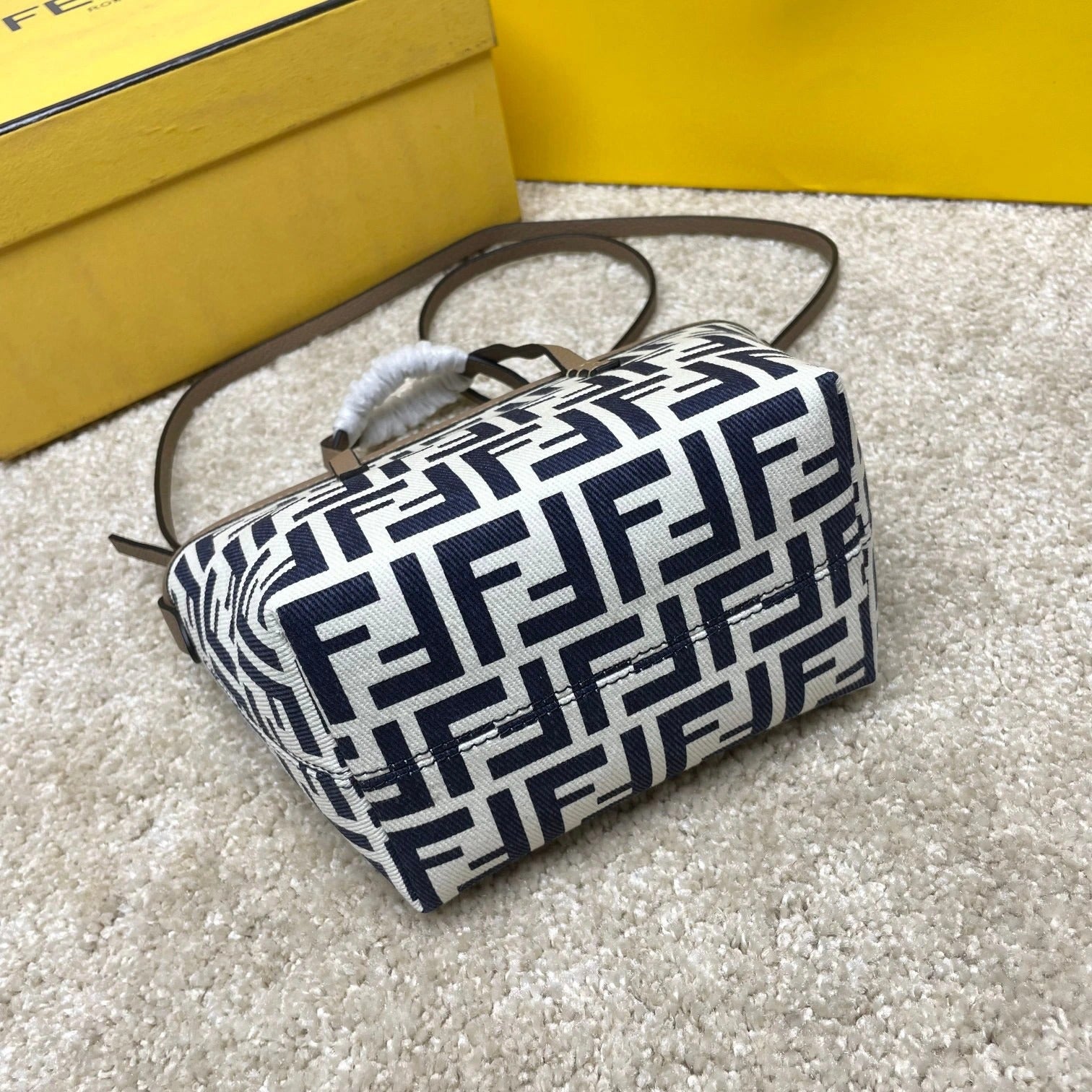 FENDI BAG